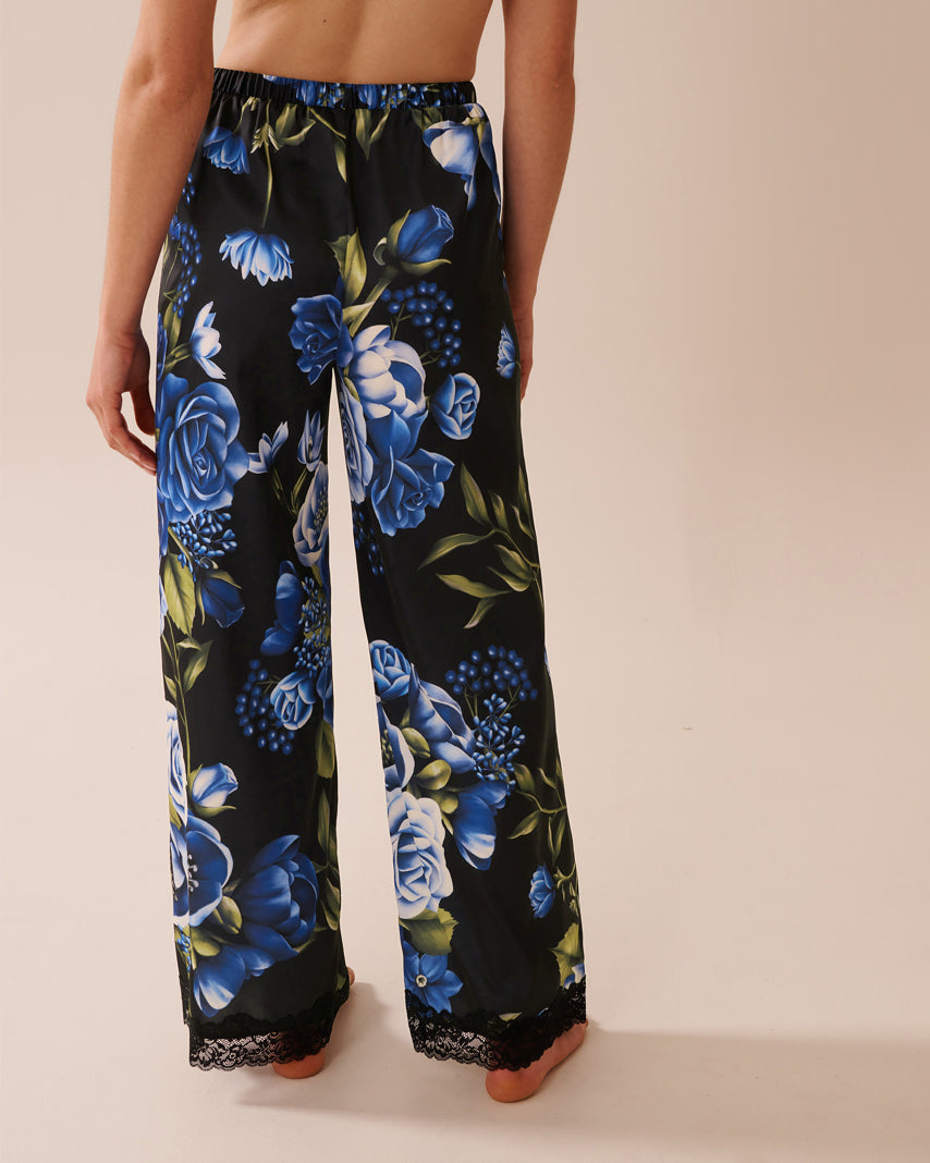 La Vie en Rose_Black & Blue Garden_LUXURY EDITION Rose Print Satin and Lace Trim Pants_60200137_P00430_02