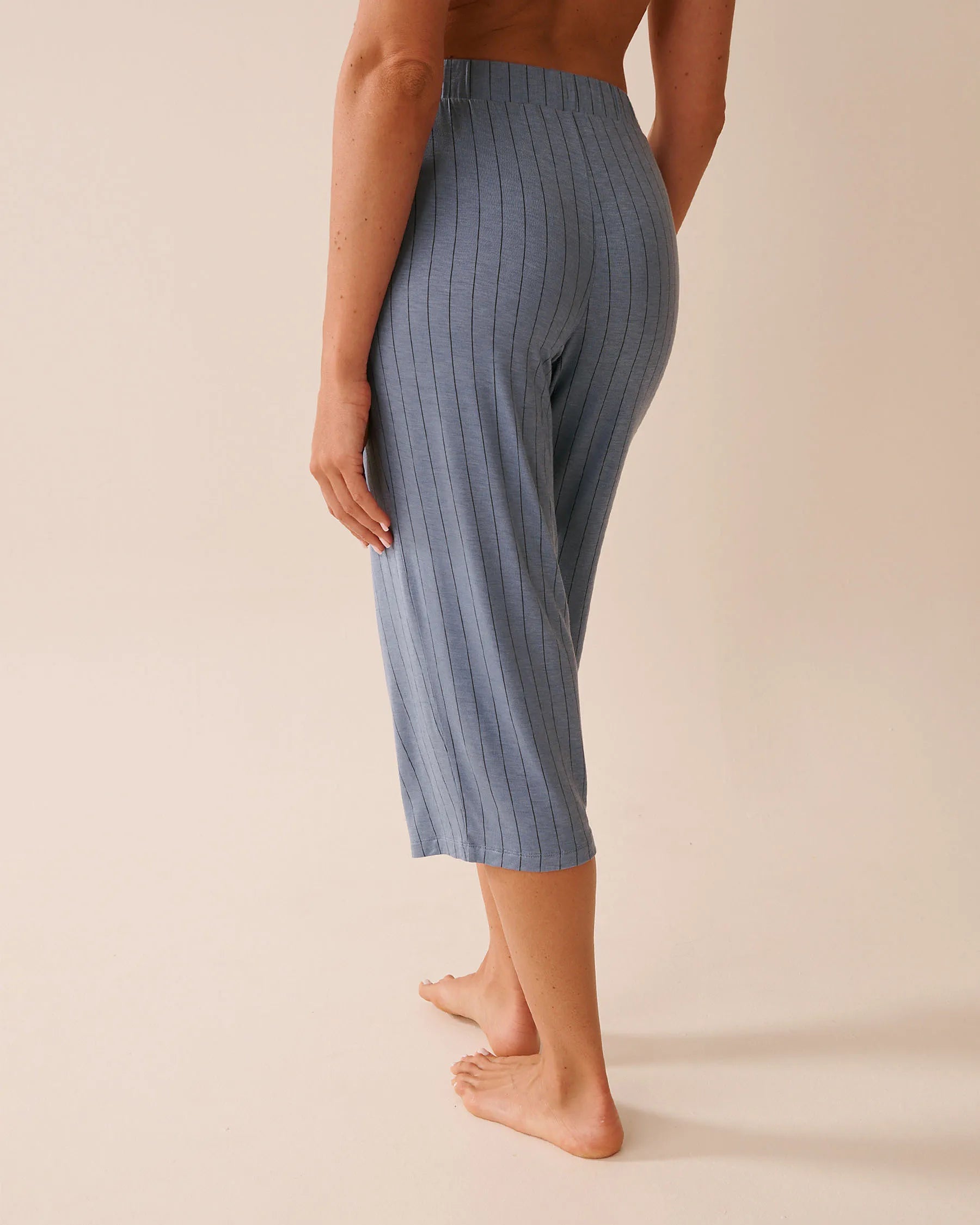 La Vie en Rose_Stonewash Stripes_Striped Soft Jersey Pajama Capris_60200151_P40489_02