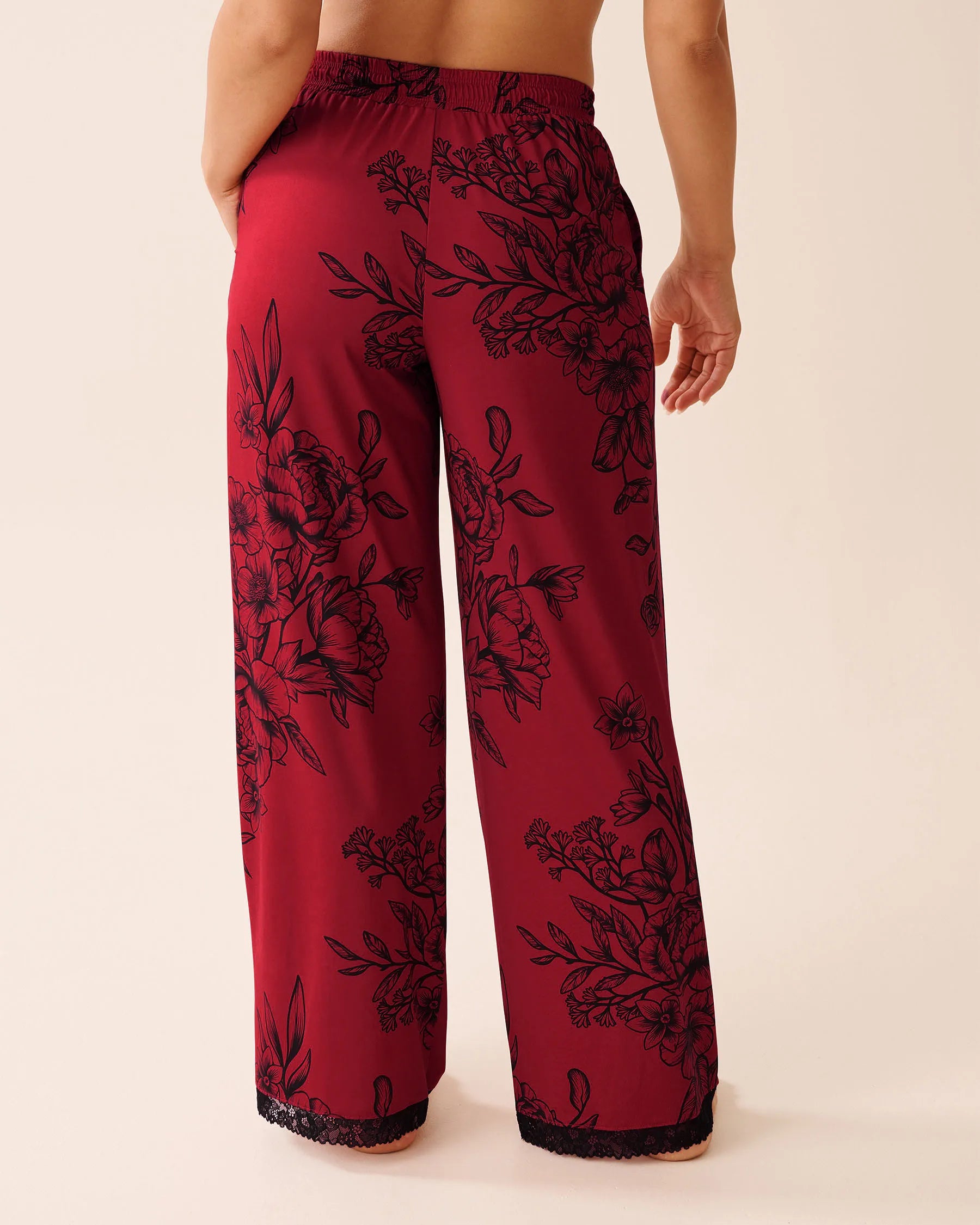 La Vie en Rose_Savvy Red Flowers_Crimson Bloom Recycled Fibers Lace Trim Pants_60200160_P60419_02