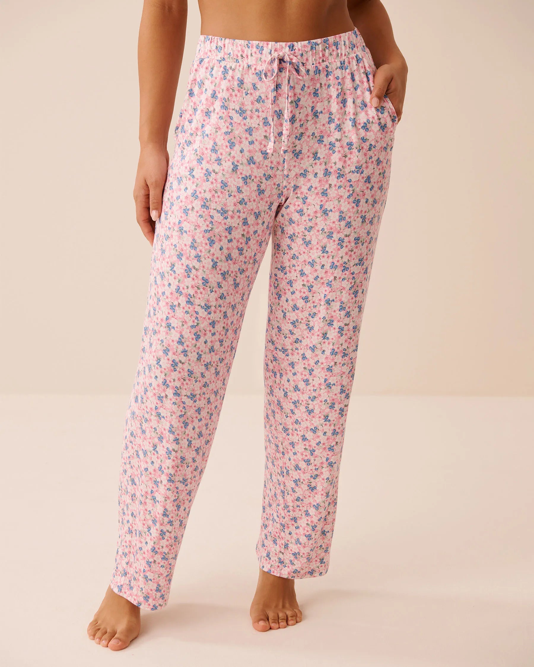 La Vie en Rose Blueberry Ditsy Women Bloom & Berry Print Soft Jersey Jogger Pajama Pant SKU: 60200184_P60472 Image 01