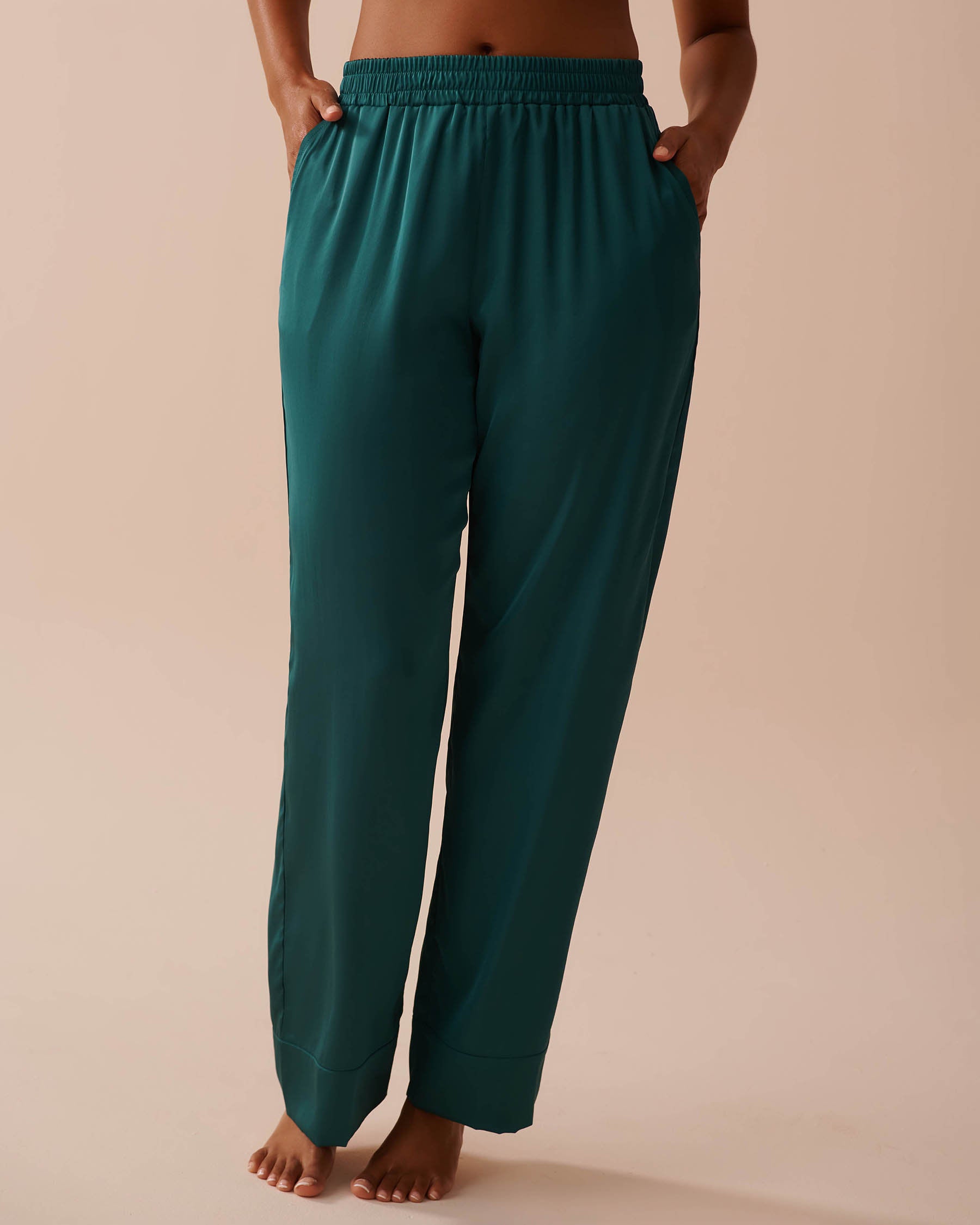 Satin Pajama Set_60400044_30032_04