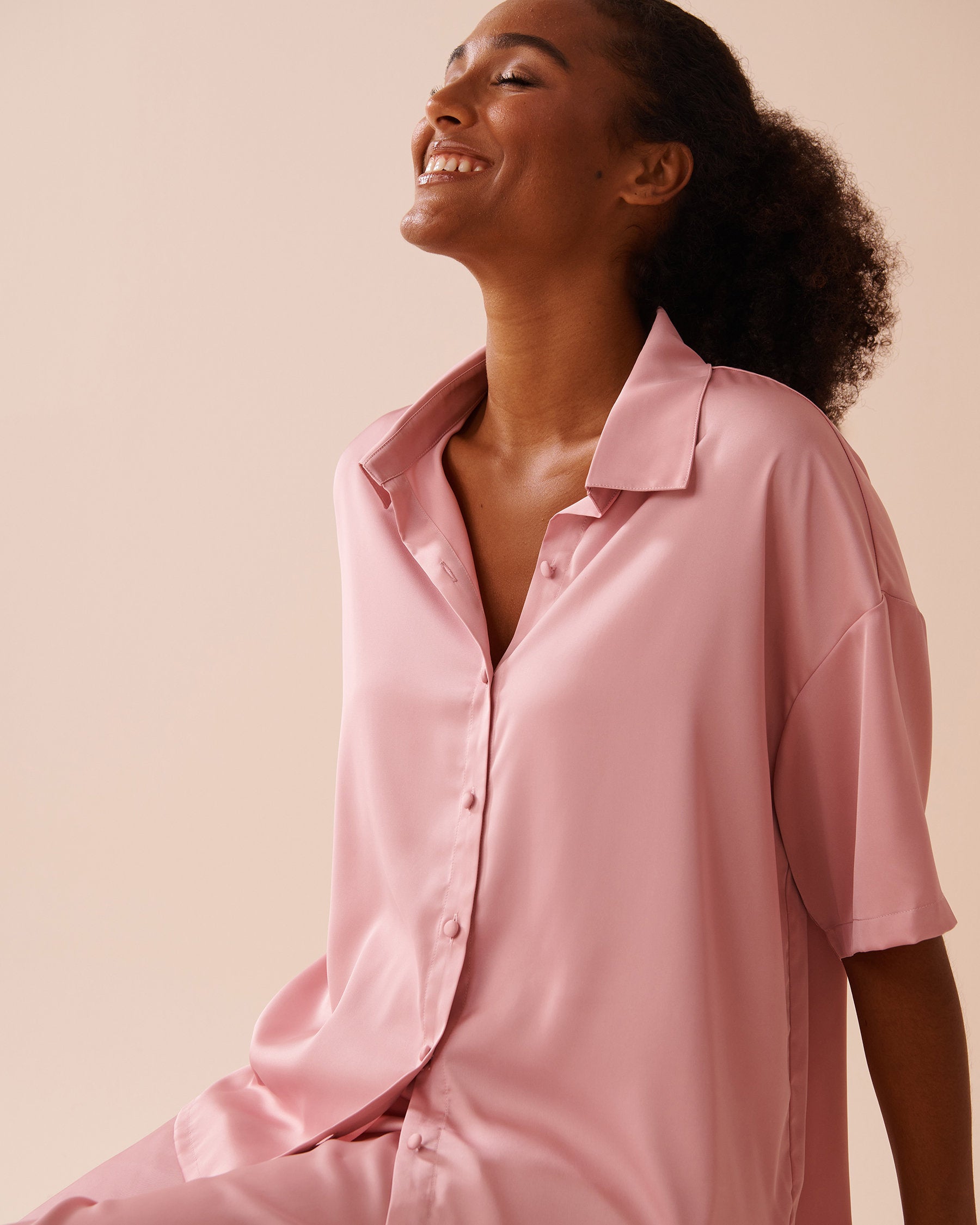 La Vie en Rose_Luxury Edition Short Sleeve Satin Pajama Set_60400048_60036_03