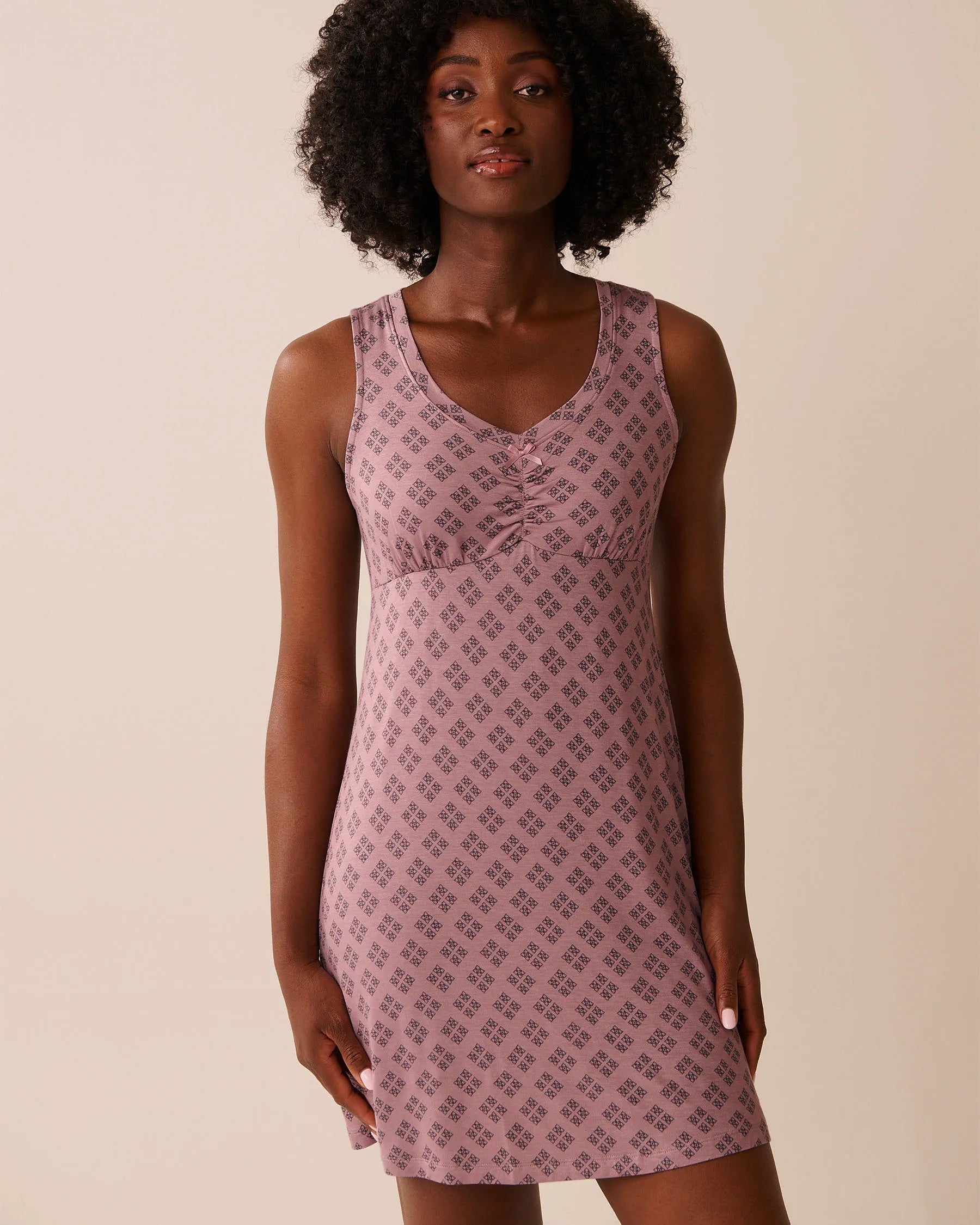 La Vie en Rose_Mauve Geo Ditsy_Geo Print Soft Jersey Nightie_60500208_P50101_01