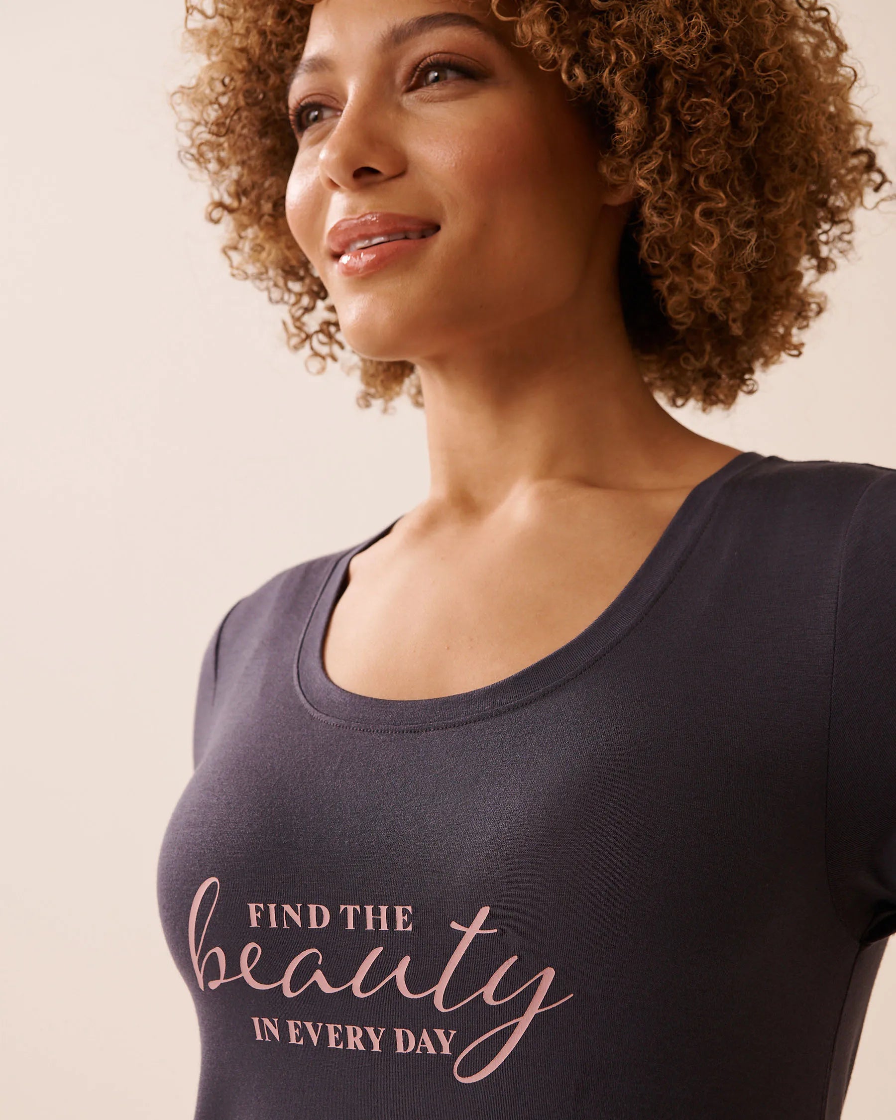 La Vie en Rose_Periscope_Soft Jersey Short Sleeve Sleepshirt_60500209_00049_03