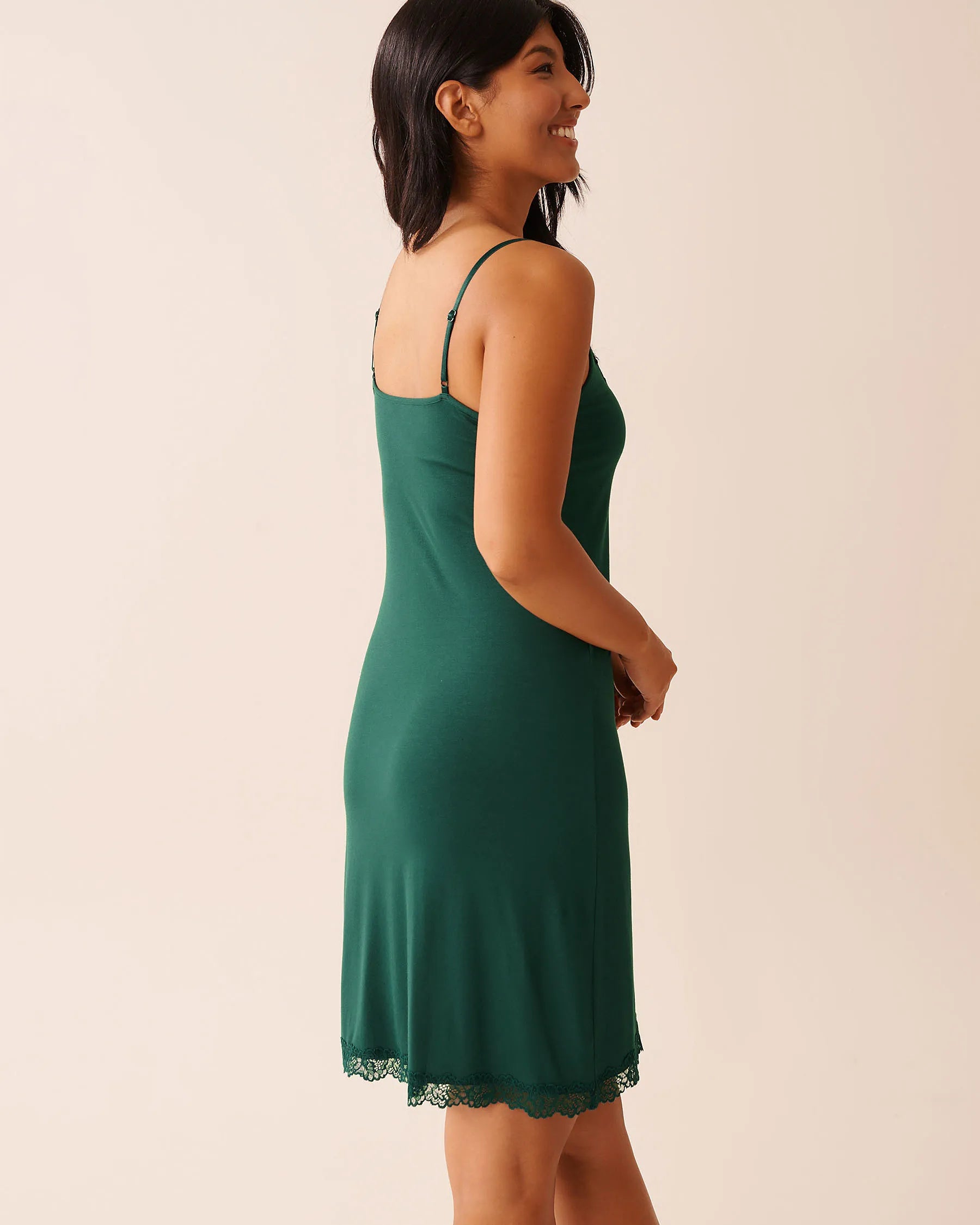 La Vie en Rose_Botanical Garden_Lace Trim Modal Nightie with Shelf Bra_60500213_30140_03