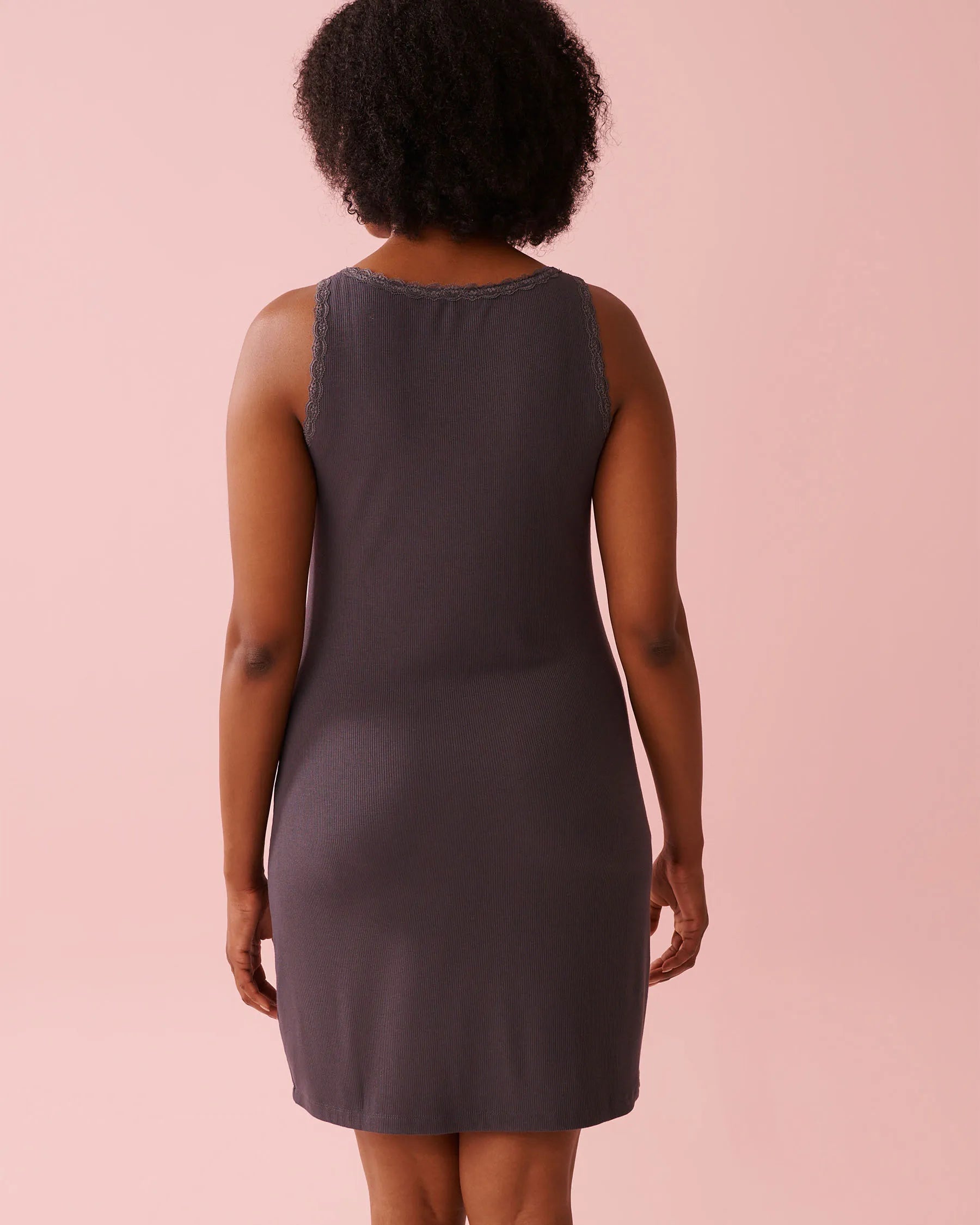 La Vie en Rose_Periscope_Ribbed Modal and Lace Trim Nightie_60500221_00049_02