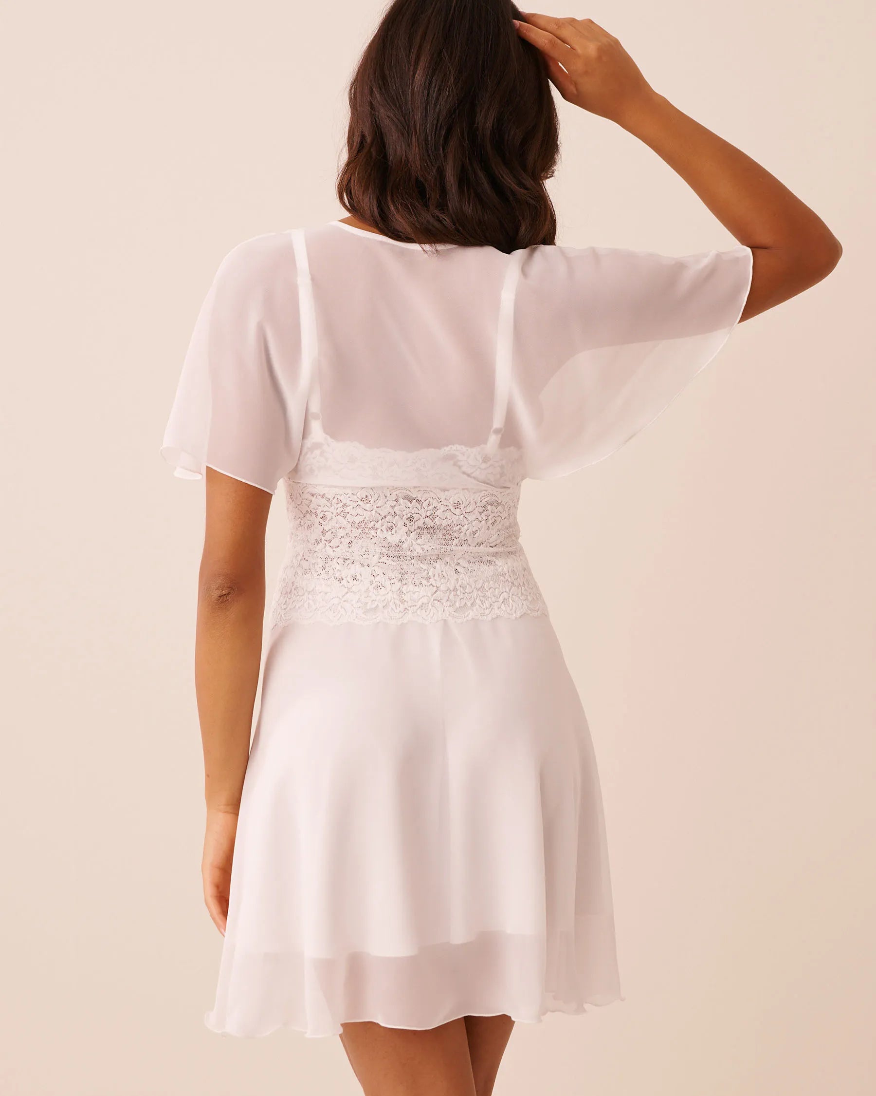 La Vie en Rose Snow White Women LUXURY EDITION Chiffon and Lace Open Front Nightie SKU: 60500229_10011 Image 02