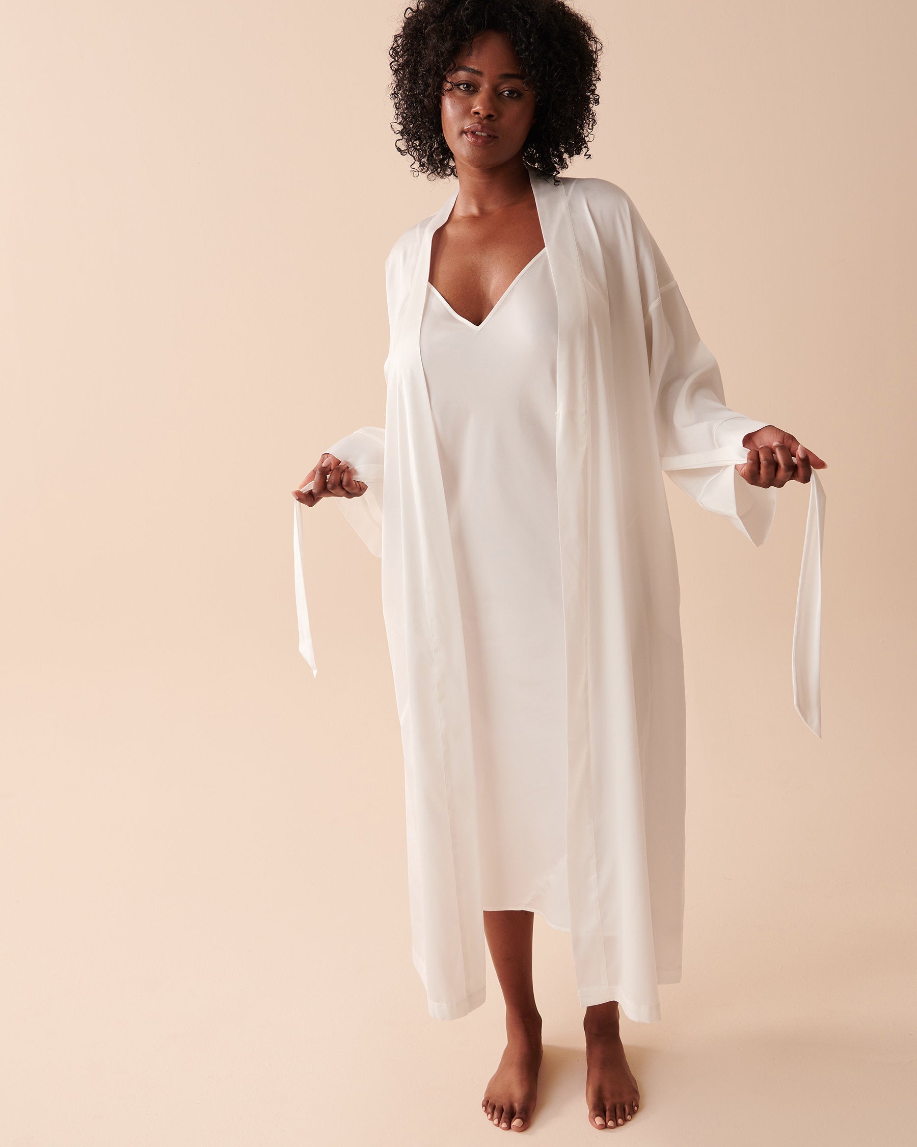 Satin Kimono_60600065_10011_03