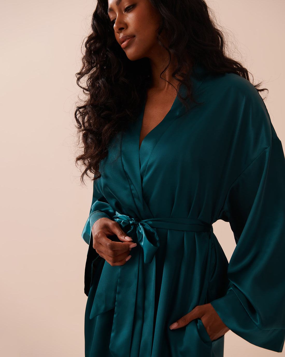 Shiny Satin Kimono_60600084_30032_02