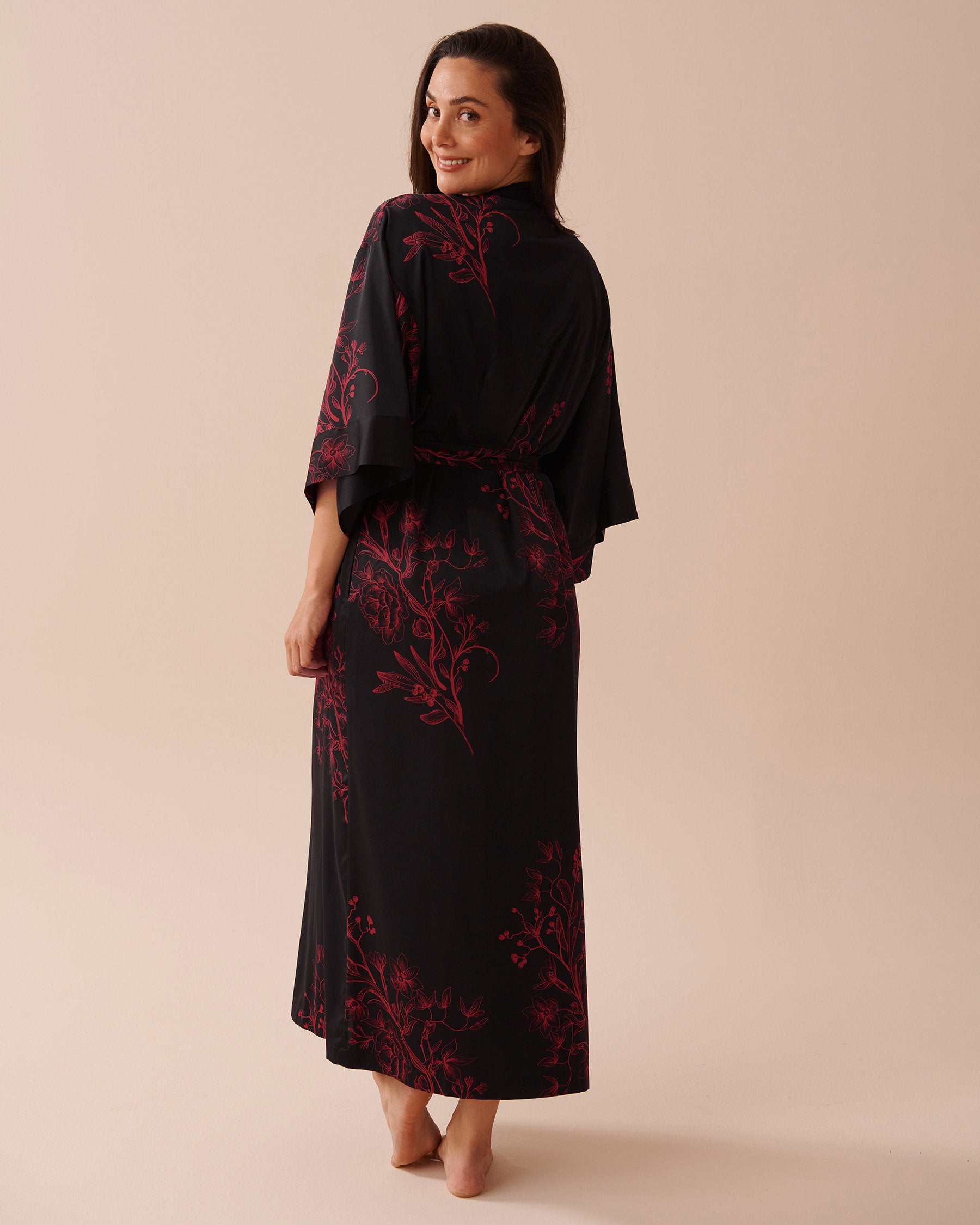 Pastel Floral Print Long Satin Kimono_60600085_P00387_03