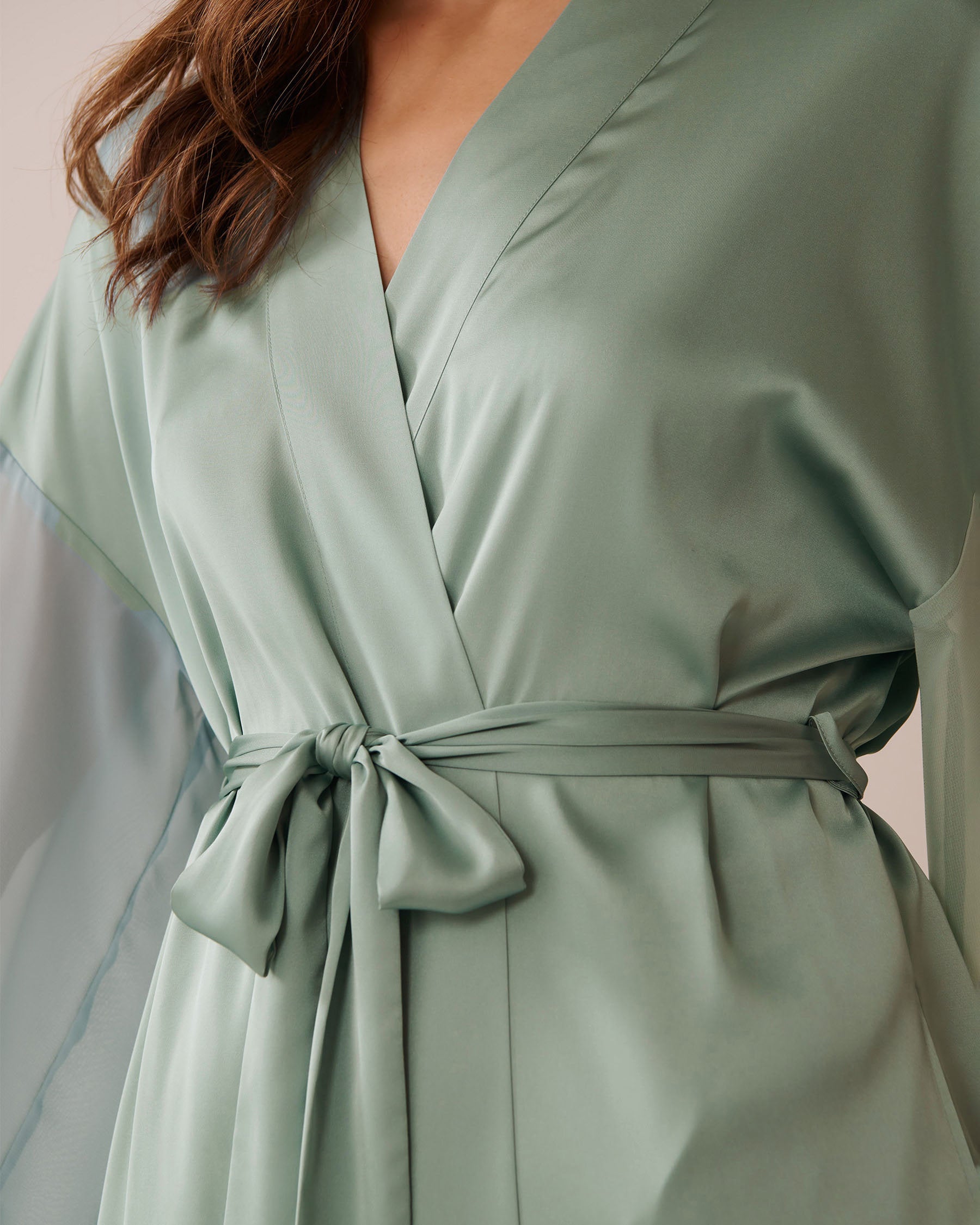 La Vie en Rose_Luxury Edition Chiffon and Satin Kimono_60600092_40218_05