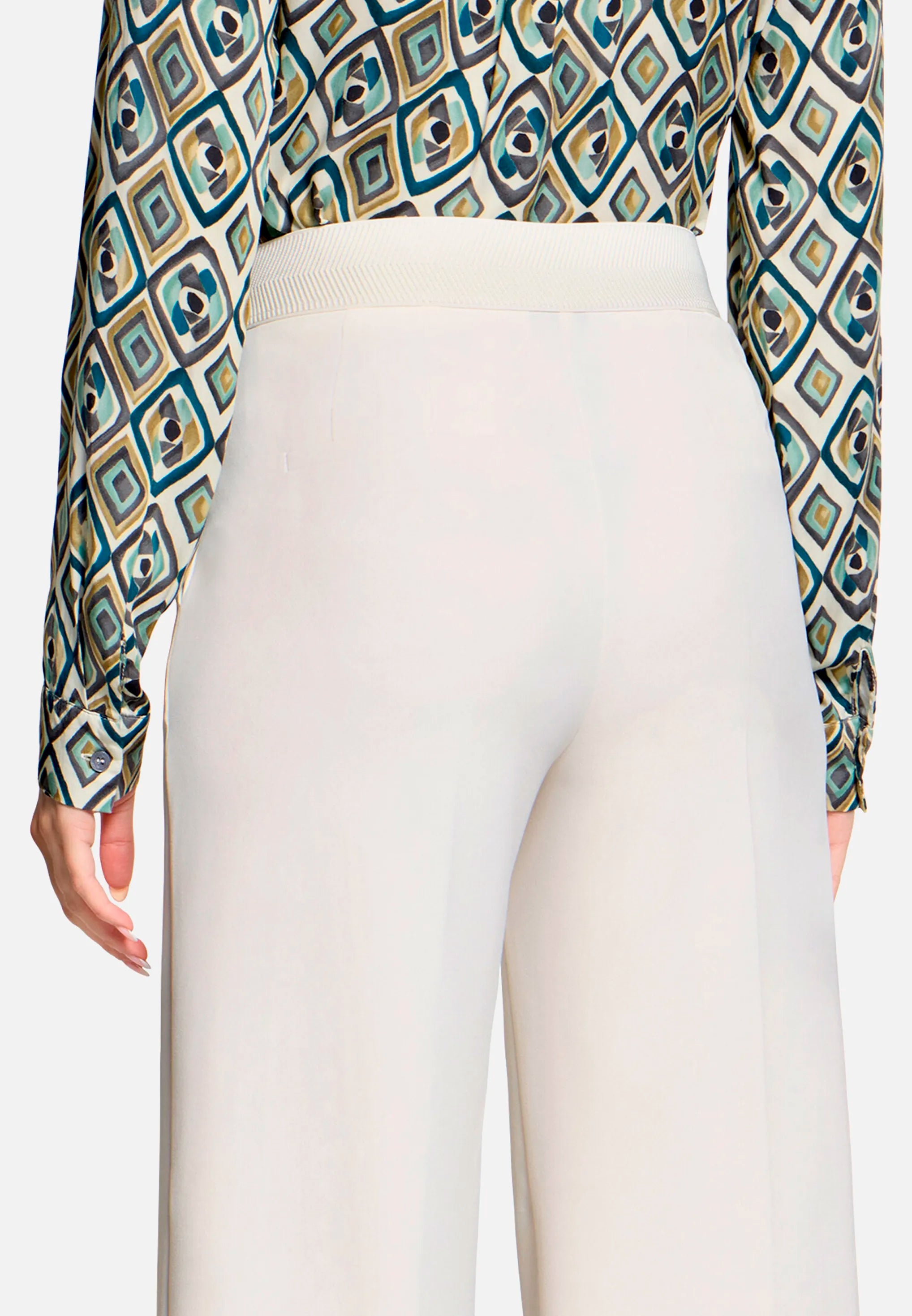 Betty Barclay Offwhite Women Culottes with Pressed Crease And Elasticated Waistband SKU: 6066-2420_1014 Image 06