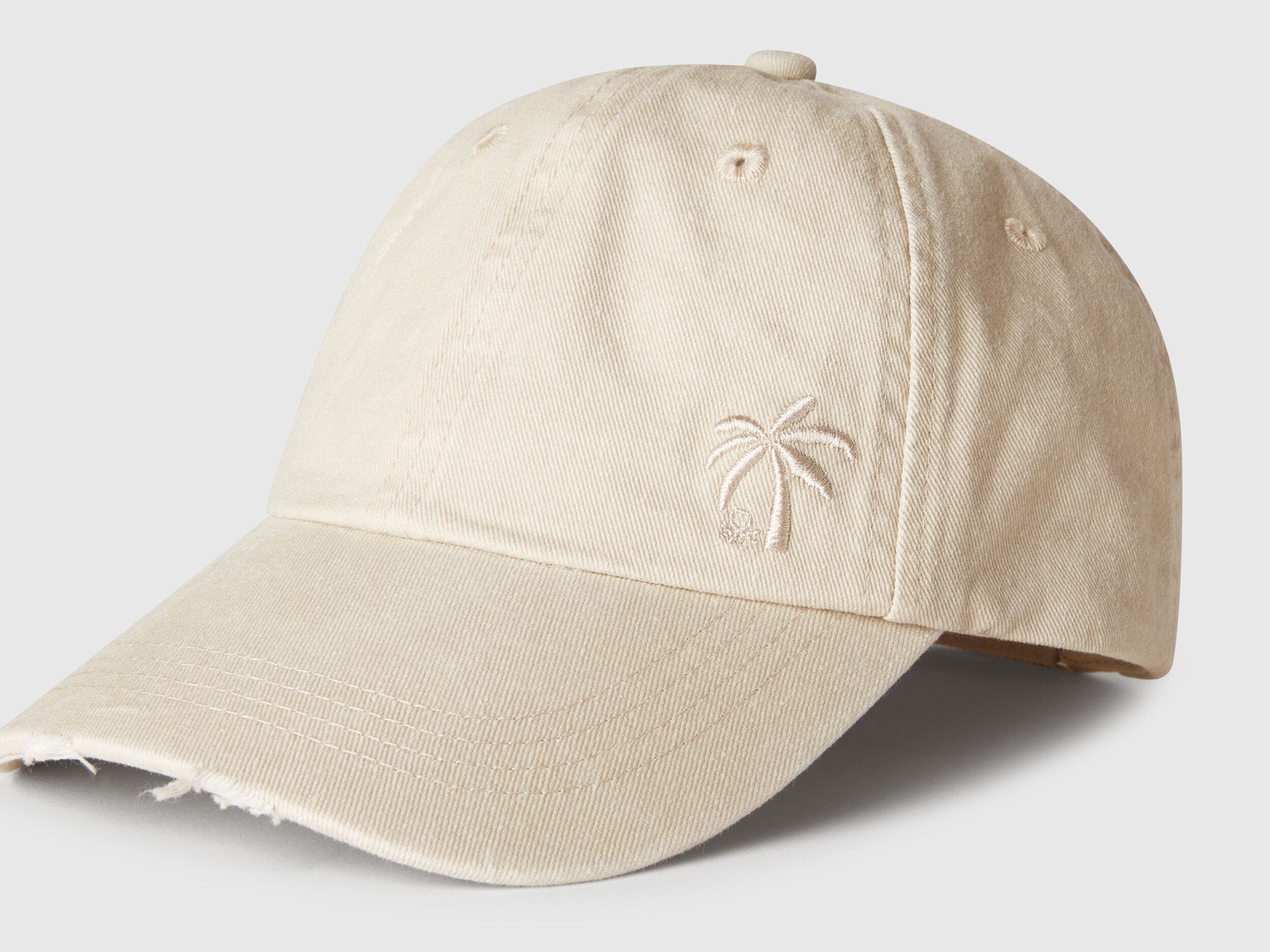 Benetton_Baseball Cap with Embroidery_60YUCA02K_074_03