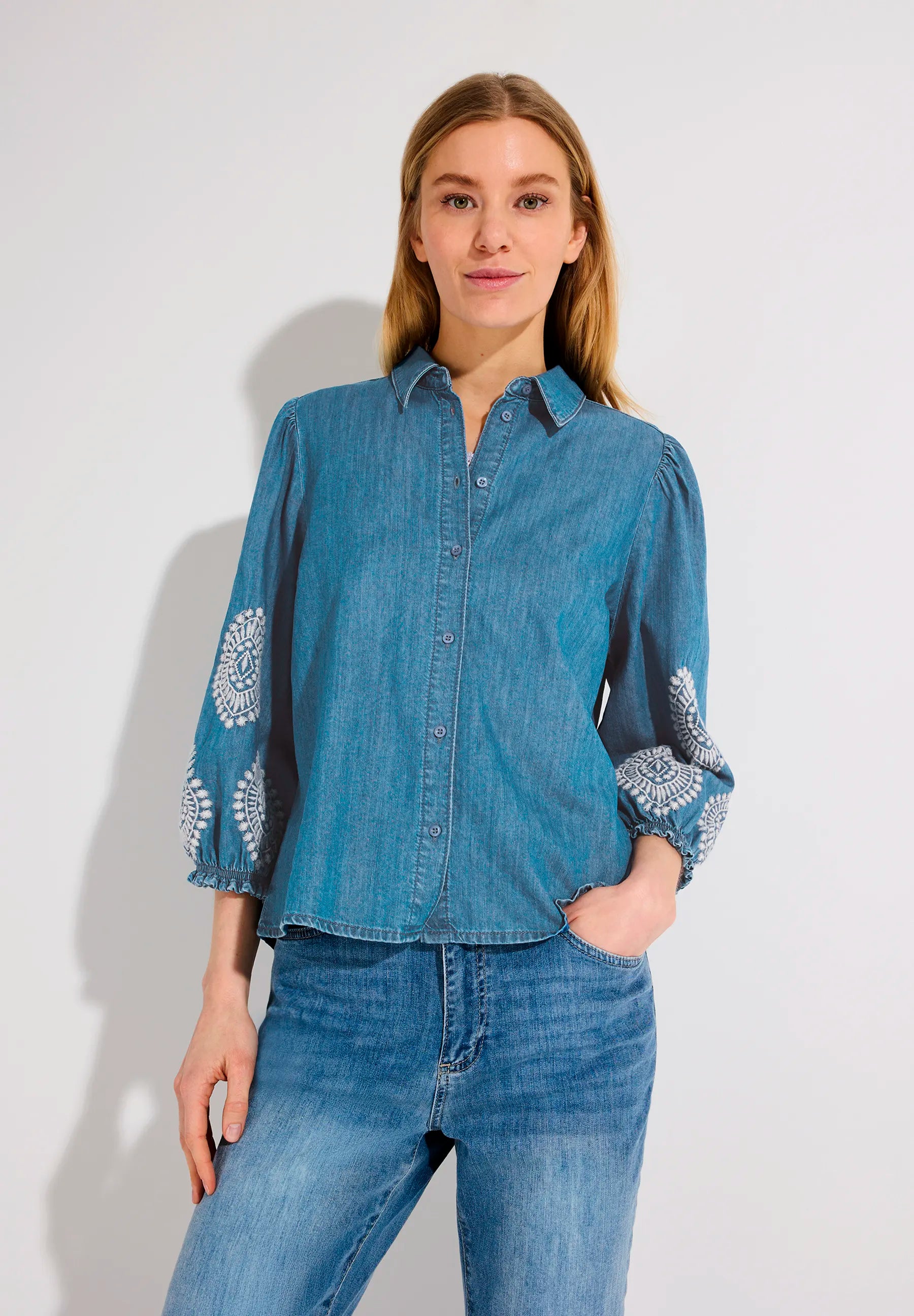 More & More Middle Blue Denim Women Denim Blouse with Embroidery SKU: 61032200_0962 Image 01