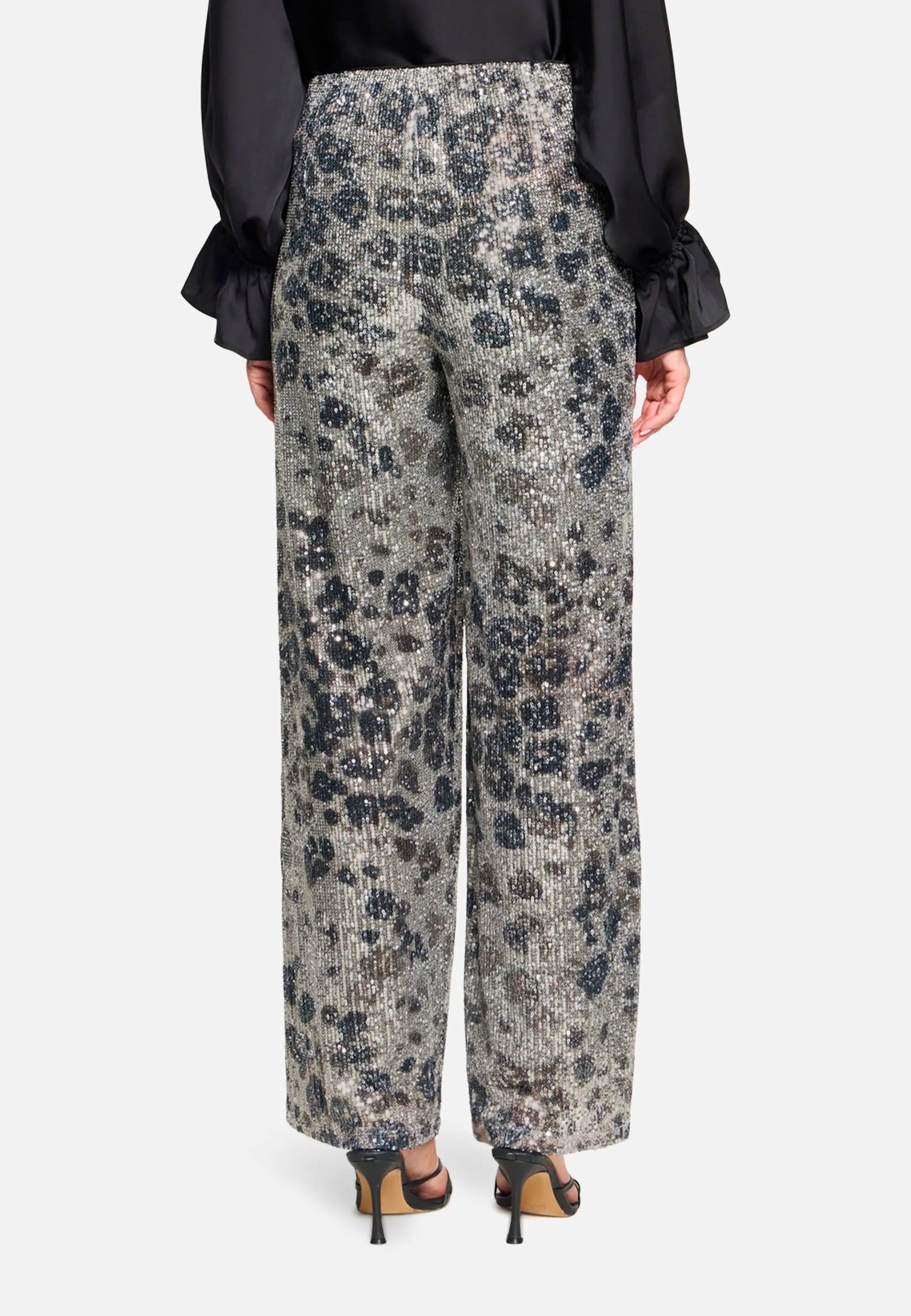 Betty Barclay_Beige/Taupe_Marlene Trousers in a Glitter Look_6109-1655_7874_03