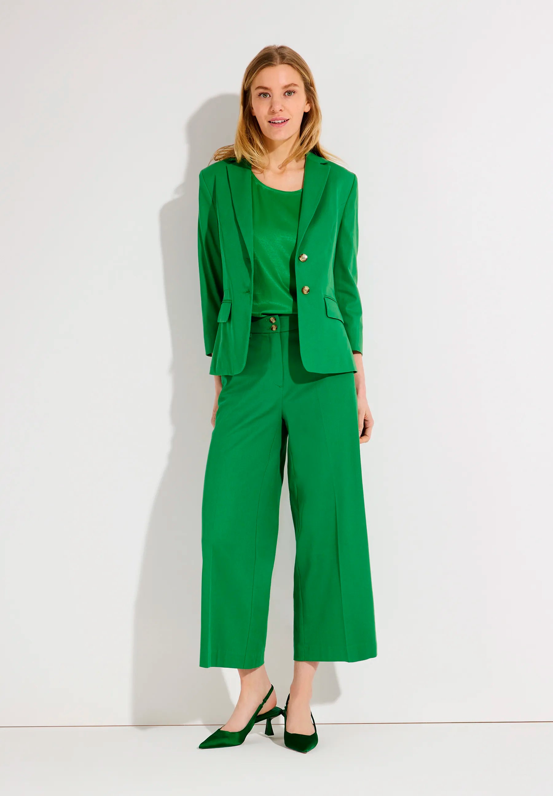 More & More Garden Green Women Culotte SKU: 61824453_0640 Image 02
