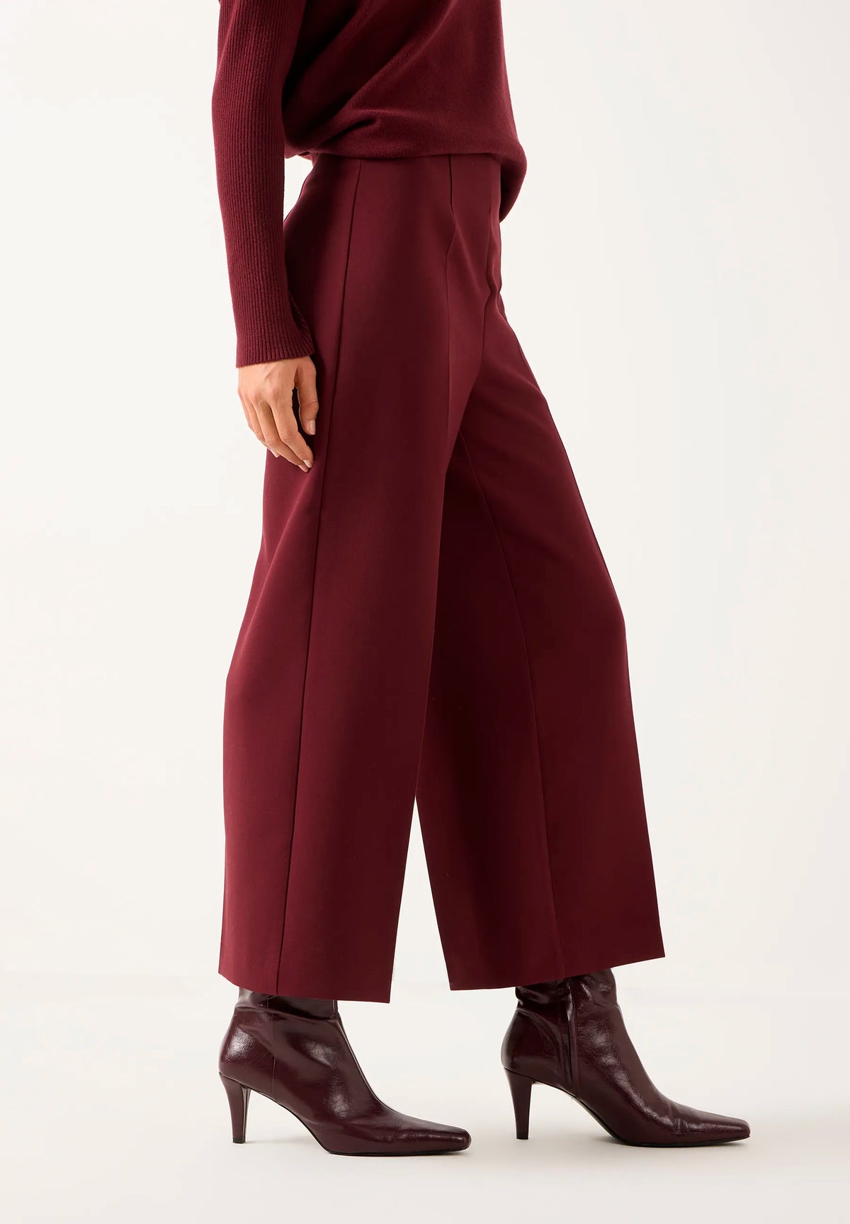 More & More Pomegranate Red Women Culotte SKU: 61924434_M0561 Image 03