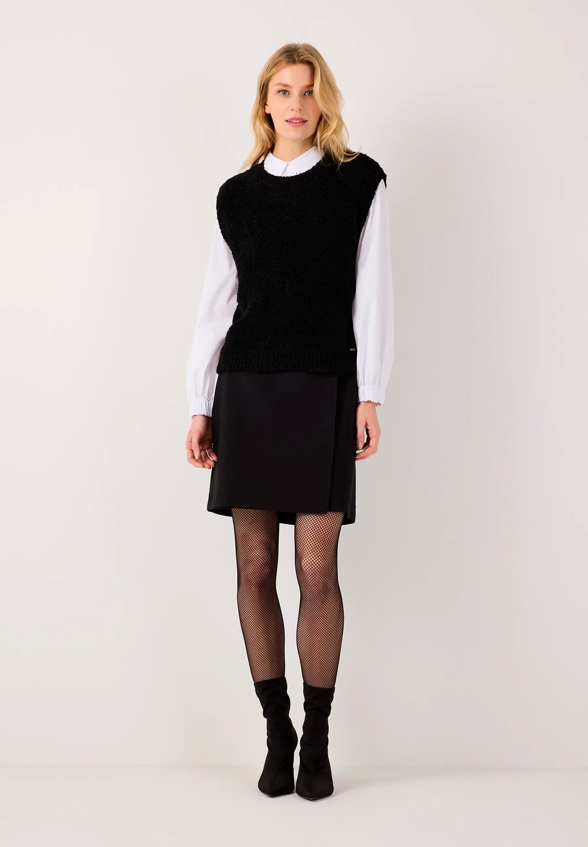 More & More White Women Wide-Sleeve Blouse SKU: 61932506_M0010 Image 02