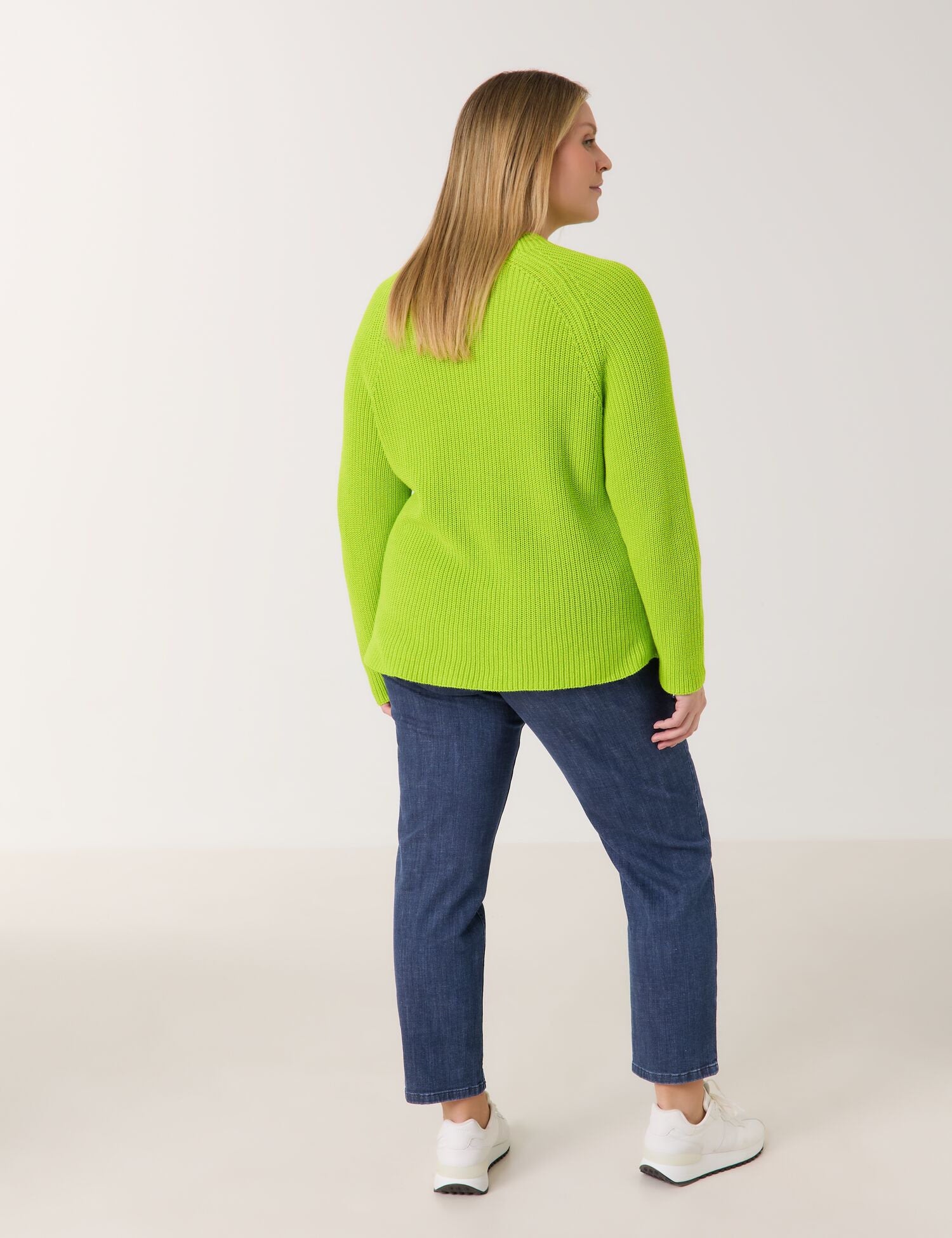 Samoon_Jenny Jeans with a Comfortable Leg_620602-21112_8999_06