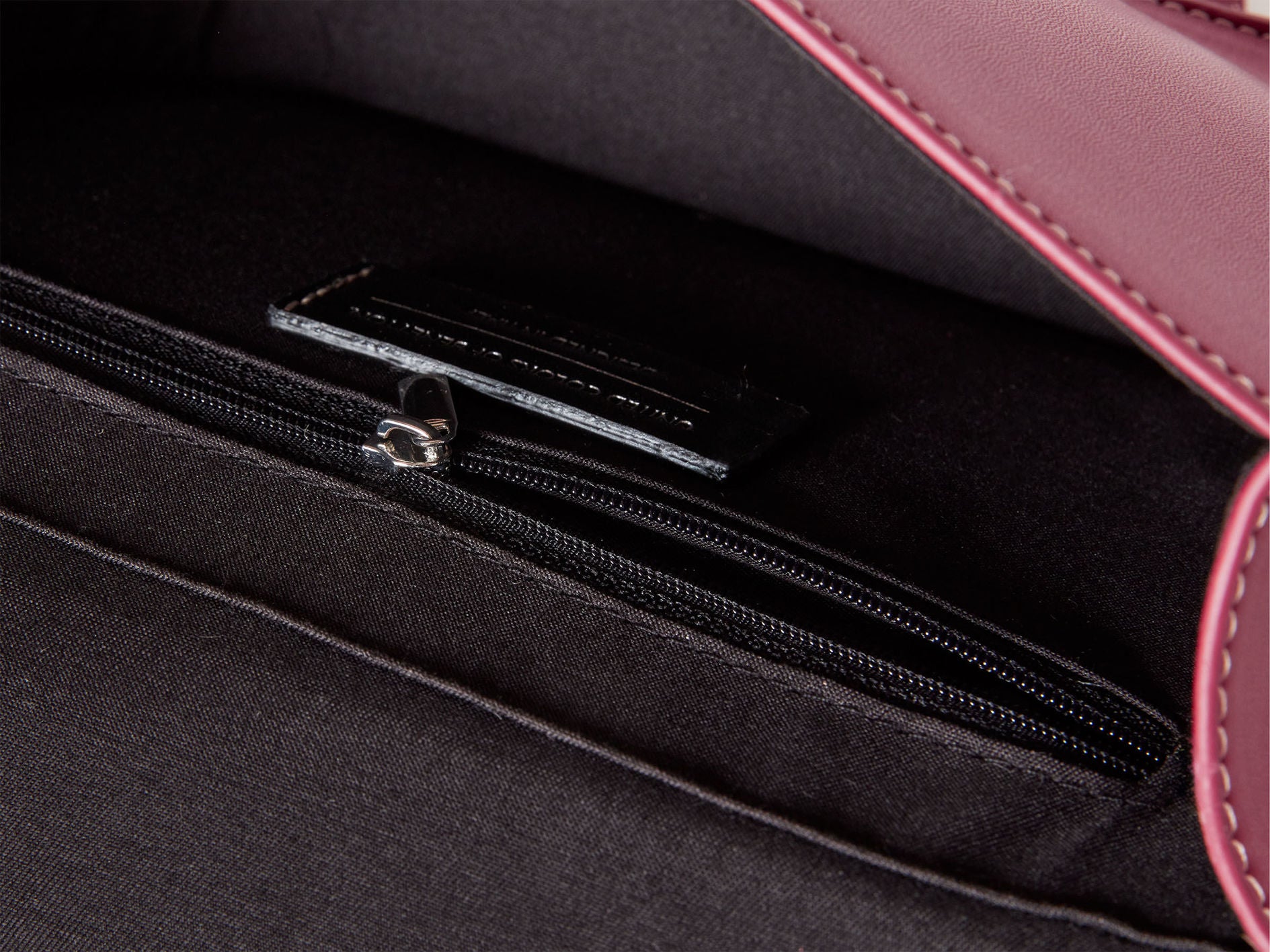 Benetton_Burgundy_Pouch in Imitation Leather_635XCY02B_129_03