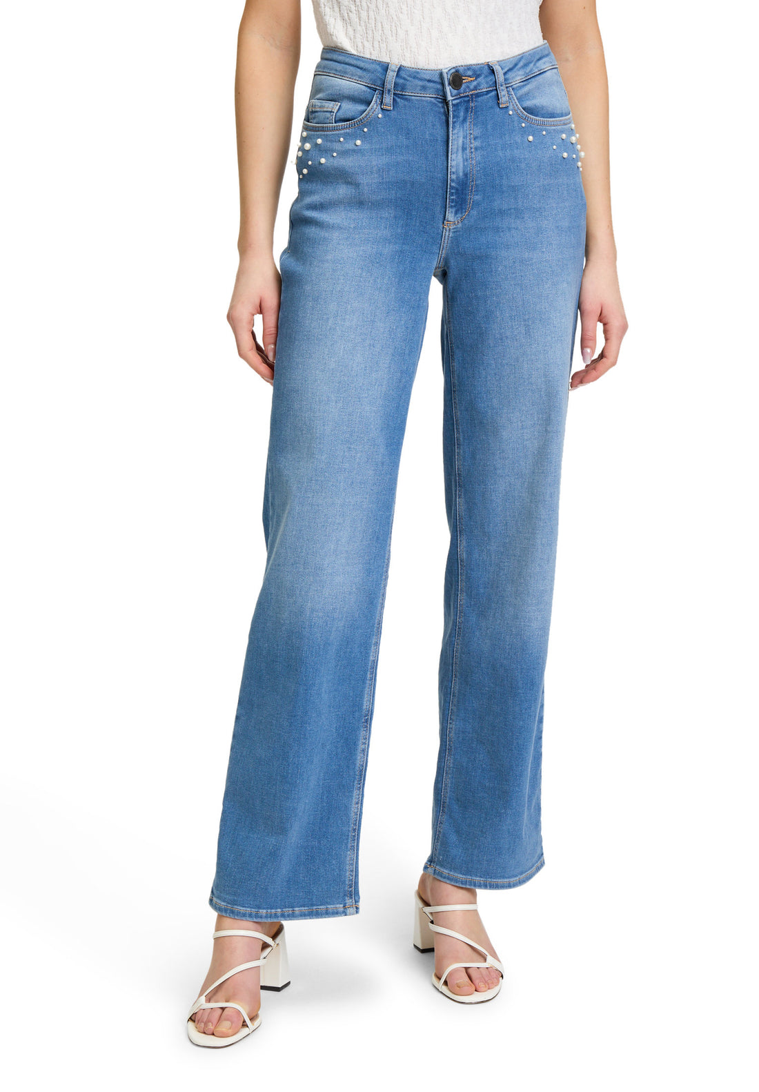 Betty Barclay_Figure-Skimming High-Waisted Jeans_6579-3414_8618_02