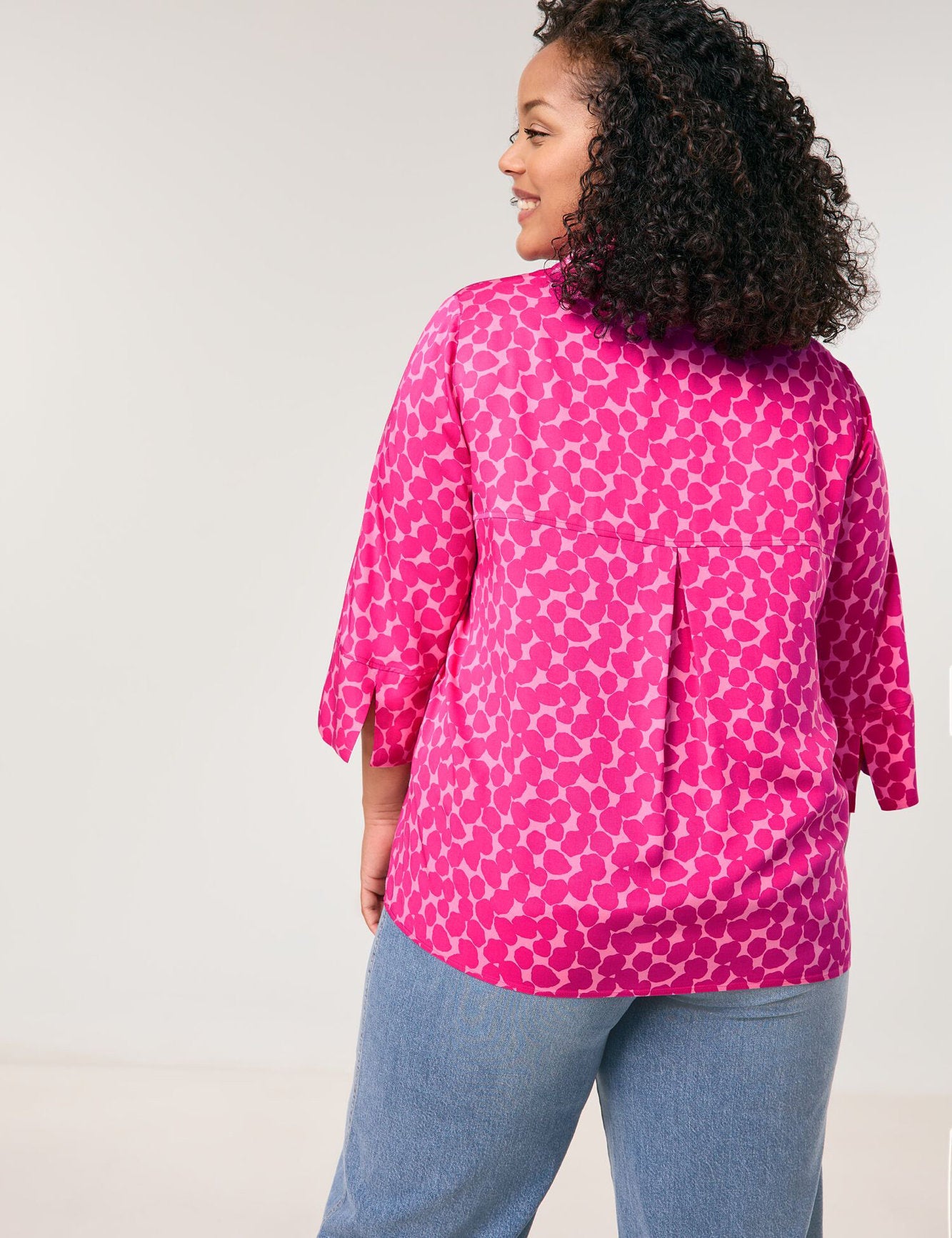 Samoon_Wide 3/4-Sleeve Blouse with a Polka Dot Print_660608-21117_3582_02