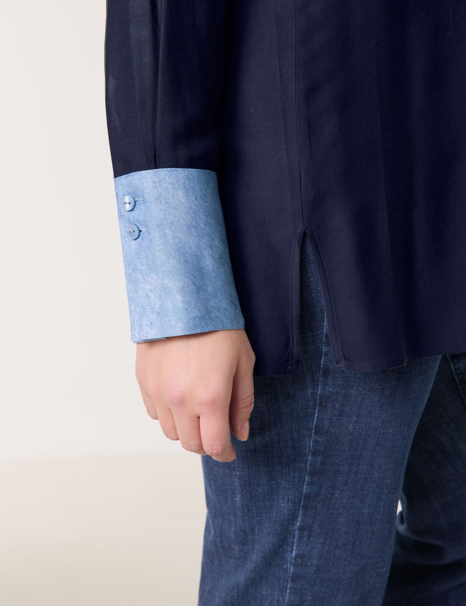 Samoon_Shirt Blouse with Colour Graduation_660612-21120_8452_04