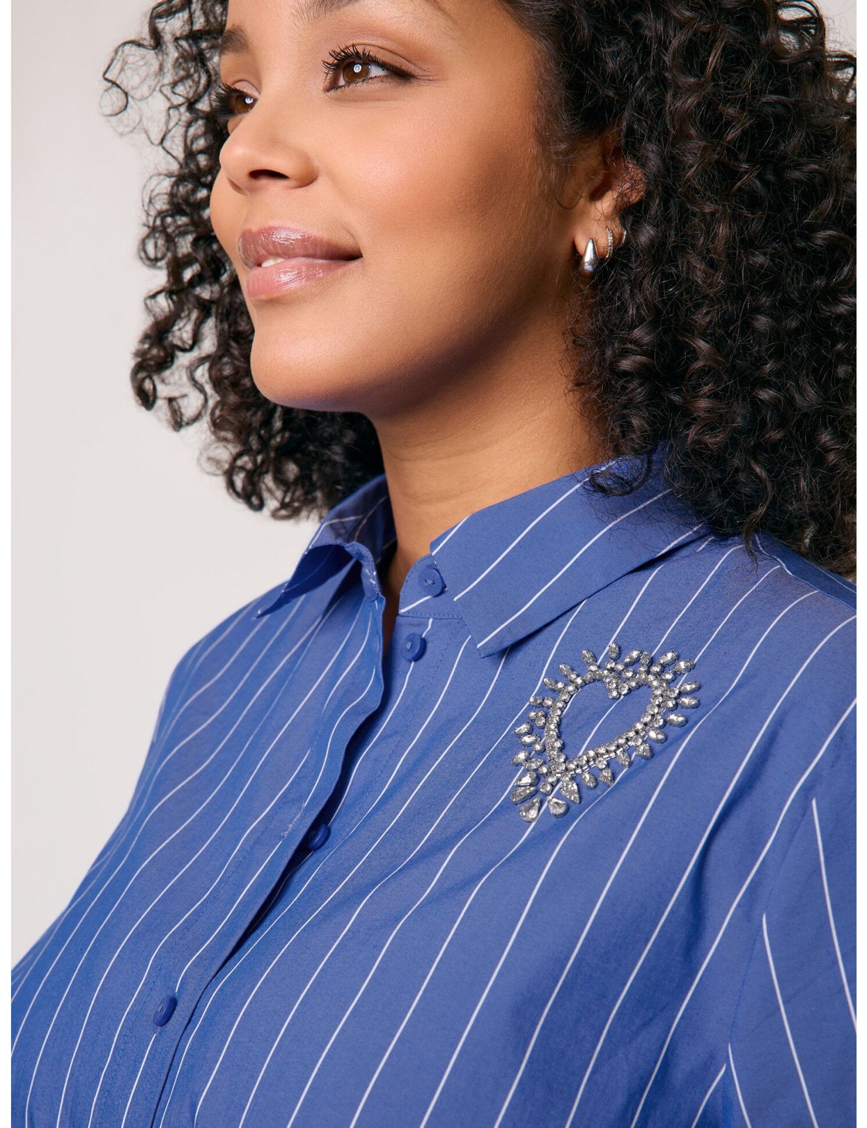 Samoon_Striped Cotton Blouse with Rhinestone AppliquŽs_660615-21126_8962_04