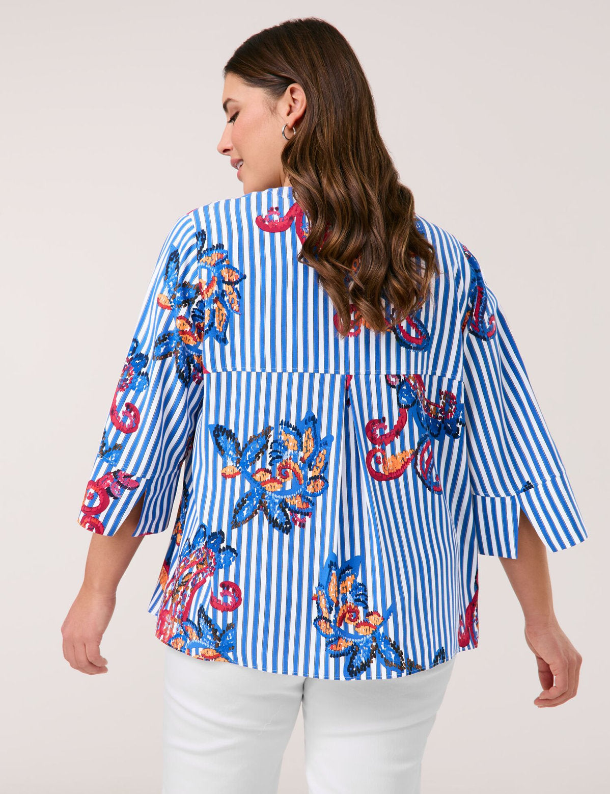 Samoon_3/4-Sleeve Blouse with a Striped Paisley Pattern_660620-21124_6592_06