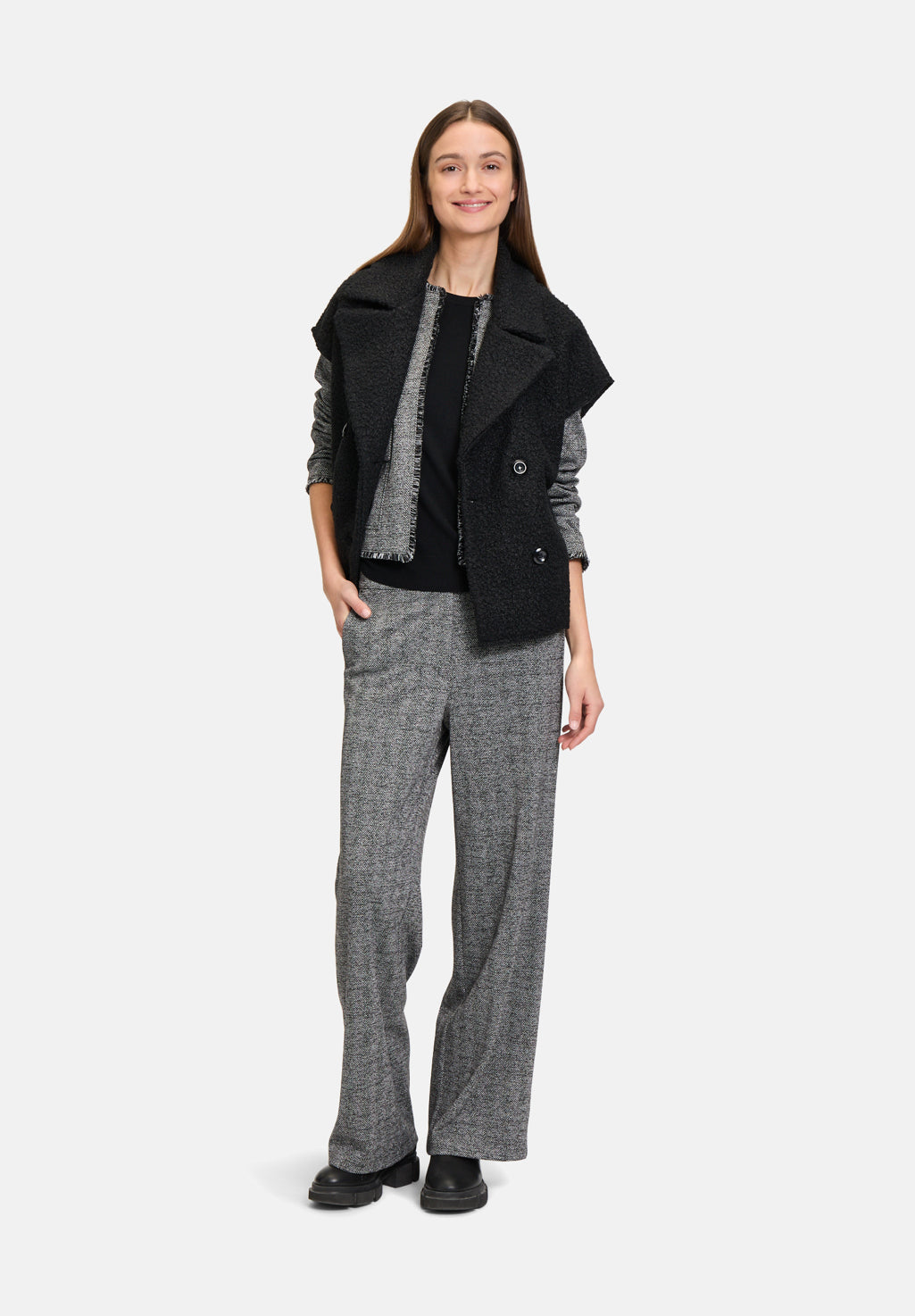 Betty Barclay_Black/Grey_Fabric Trousers with Lurex Thread_6628-3055_9893_01