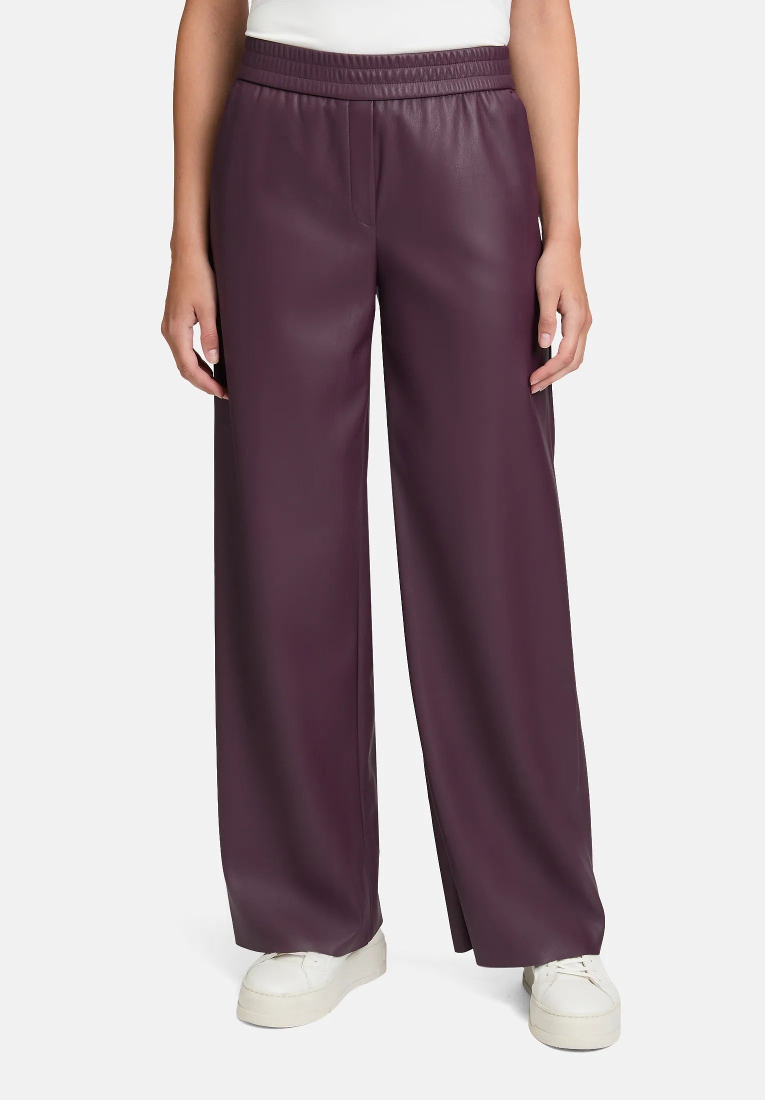 Betty Barclay_Dark Aubergine_Wide-Leg Pull-On Trousers_6640-3127_4685_03