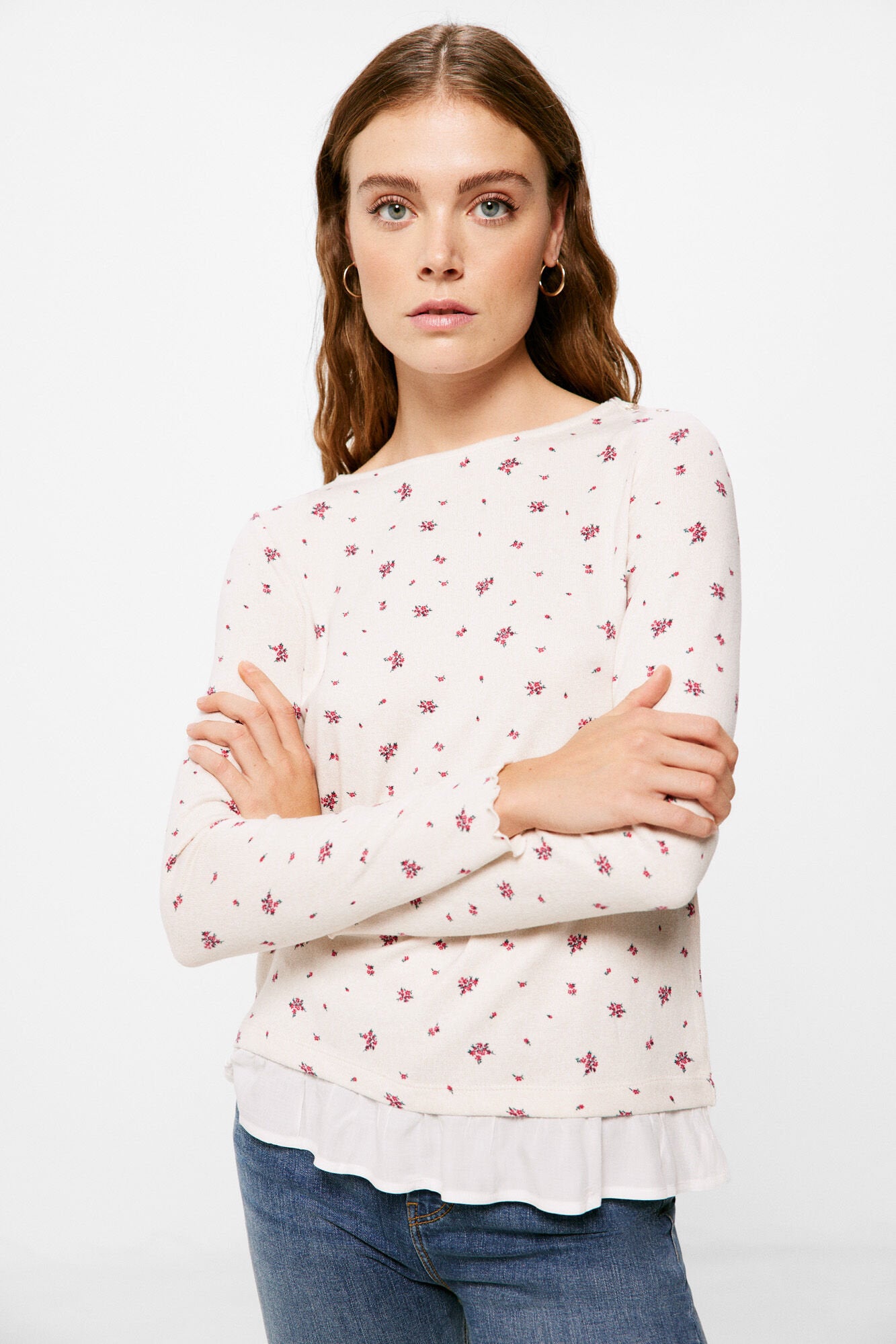 Long Sleeve T Shirt With Ruffle Hem_6765937_38_01