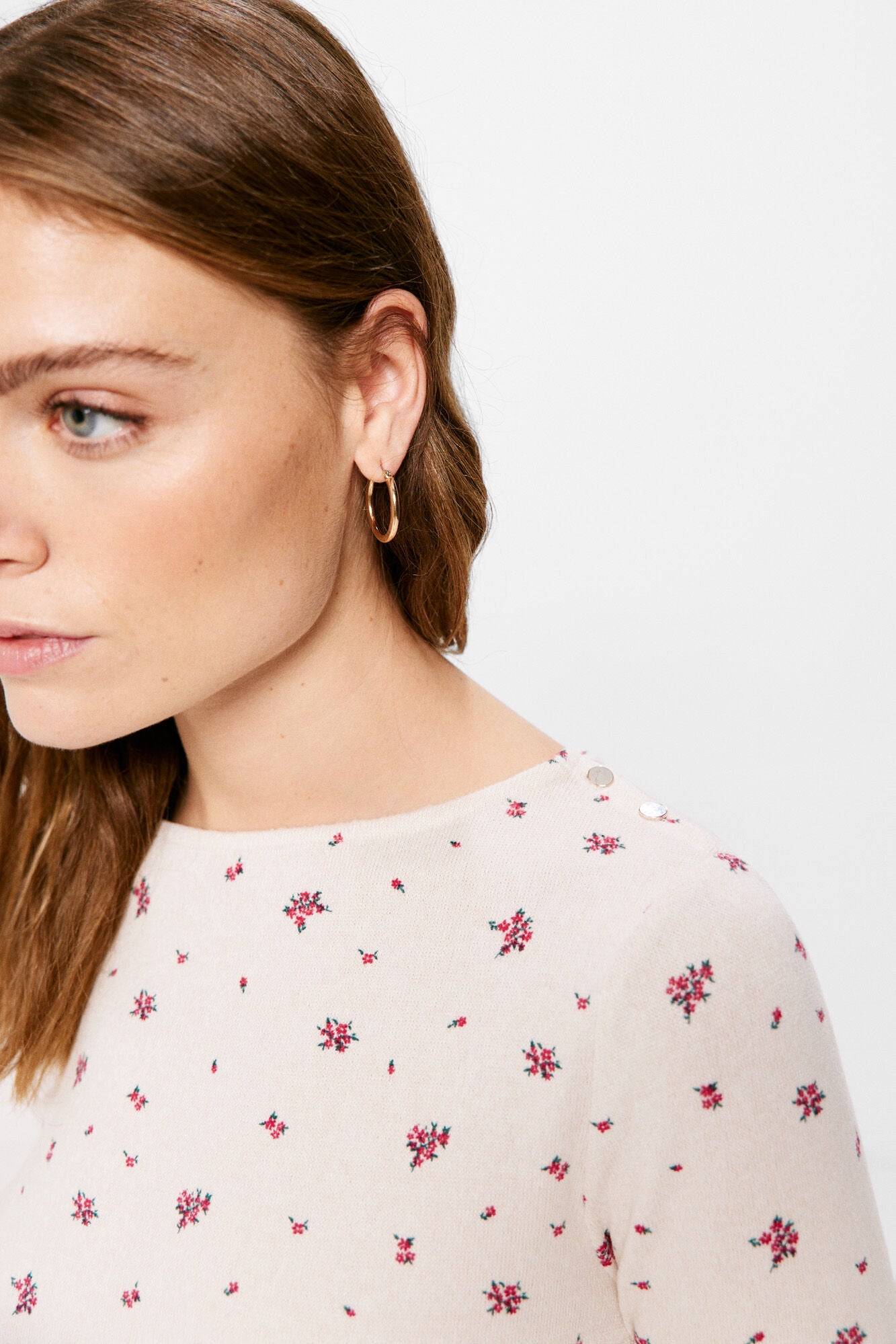 Long Sleeve T Shirt With Ruffle Hem_6765937_38_02