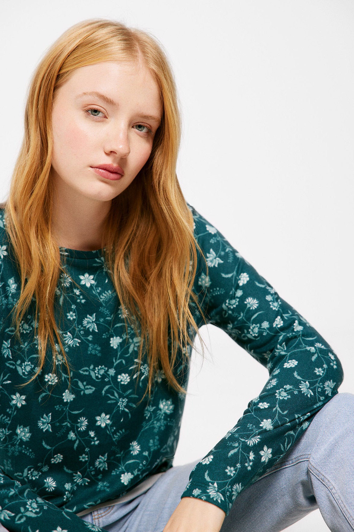 Long Sleeve T Shirt With Extended Hem_6765946_20_08