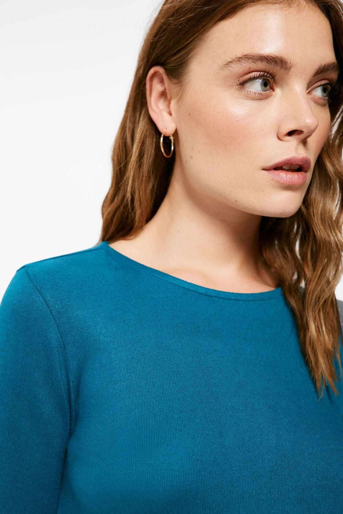 Long Sleeve T Shirt With Extended Hem_6765947_85_03