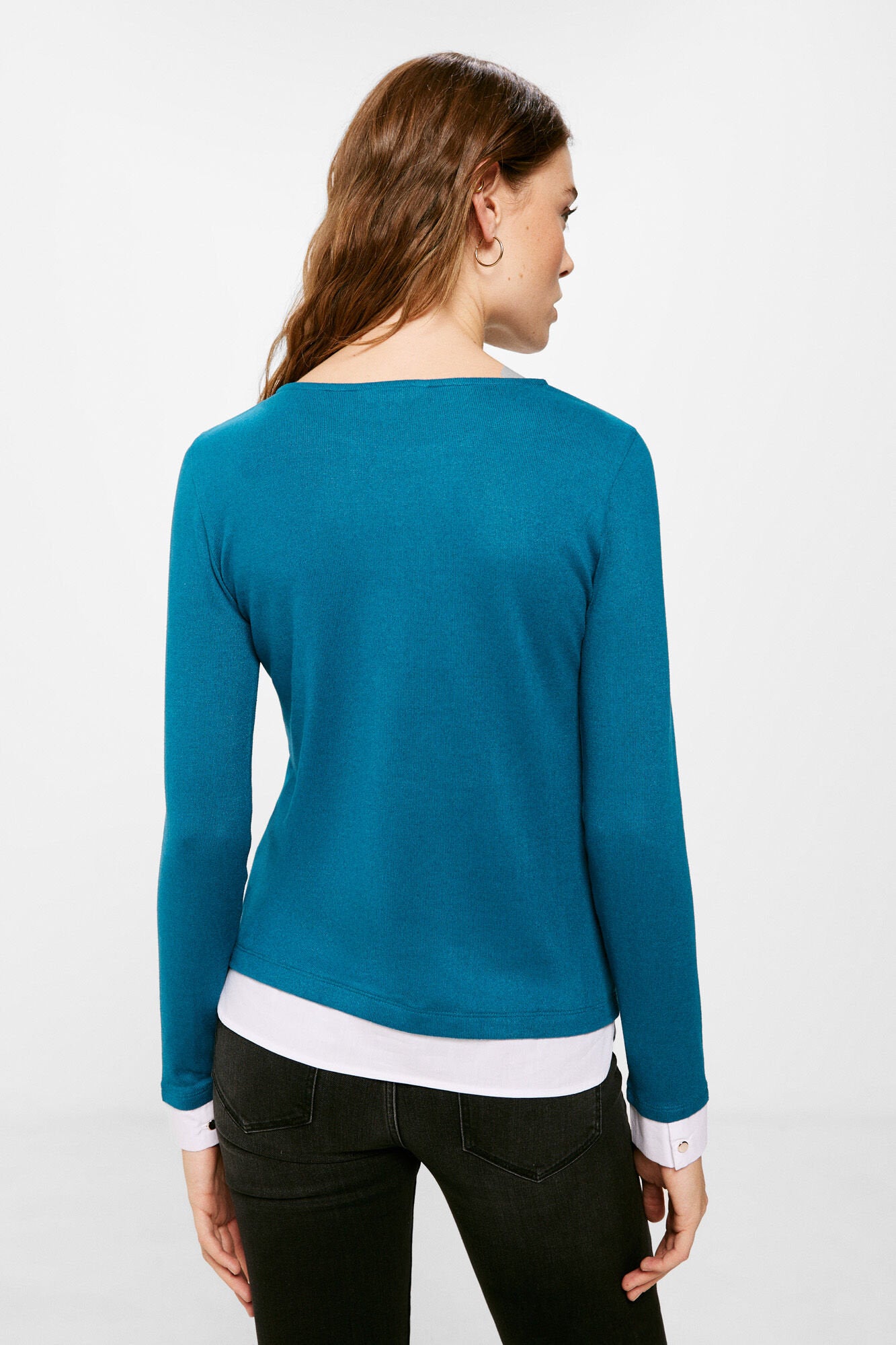 Long Sleeve T Shirt With Extended Hem_6765947_85_05