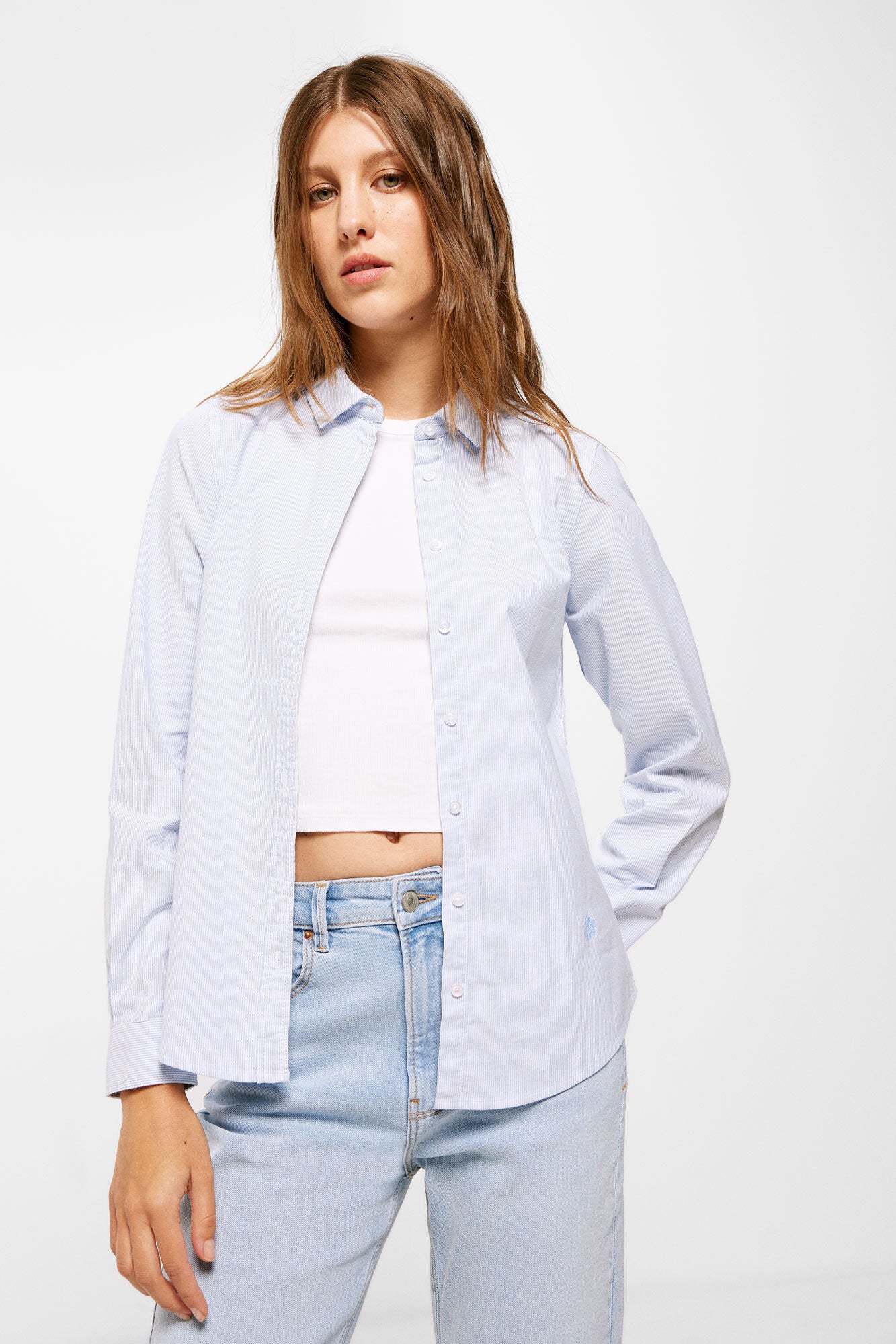 Classic Button Down Shirt_6797701_16_01