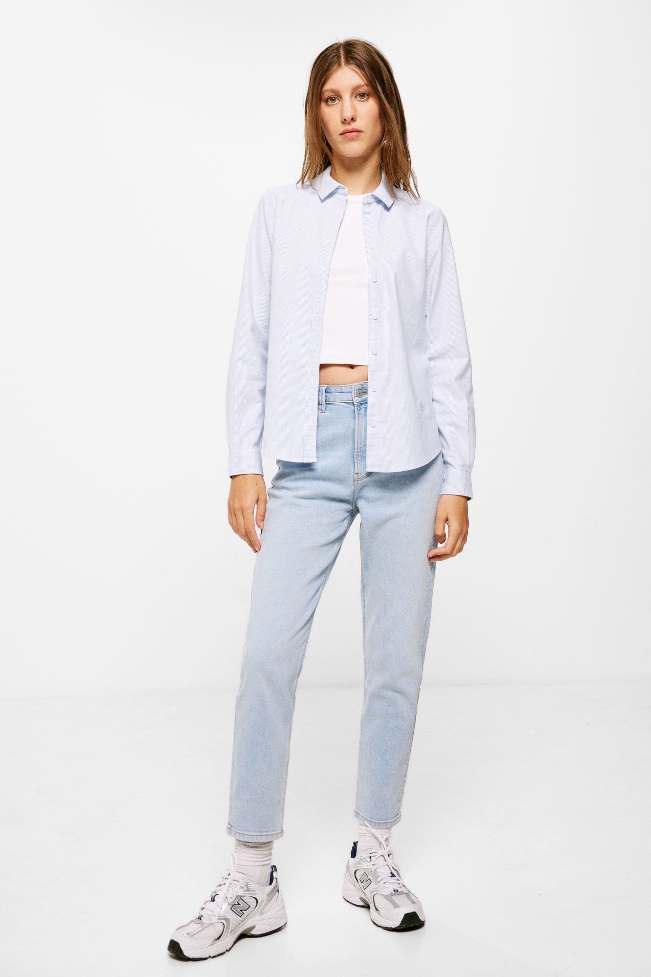 Classic Button Down Shirt_6797701_16_02
