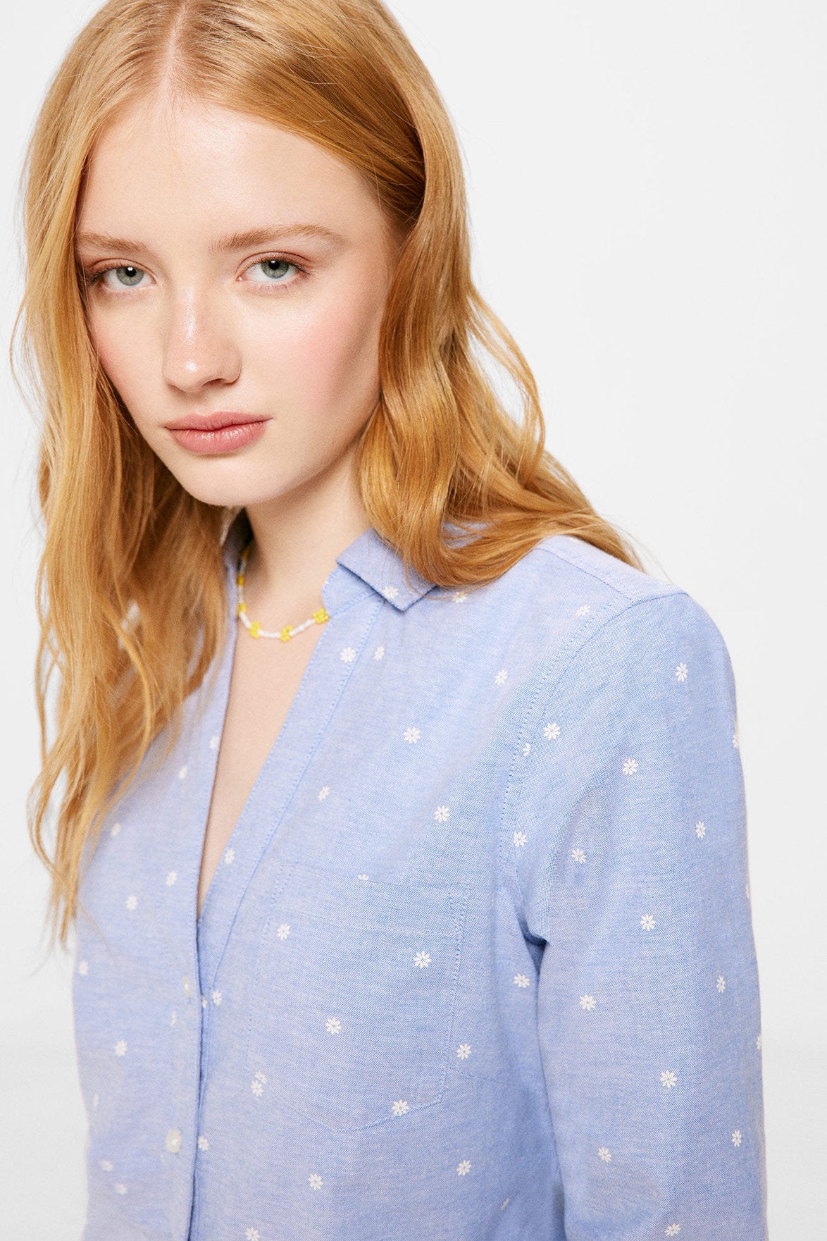 Button Down Shirt With V Neck_6797706_16_03