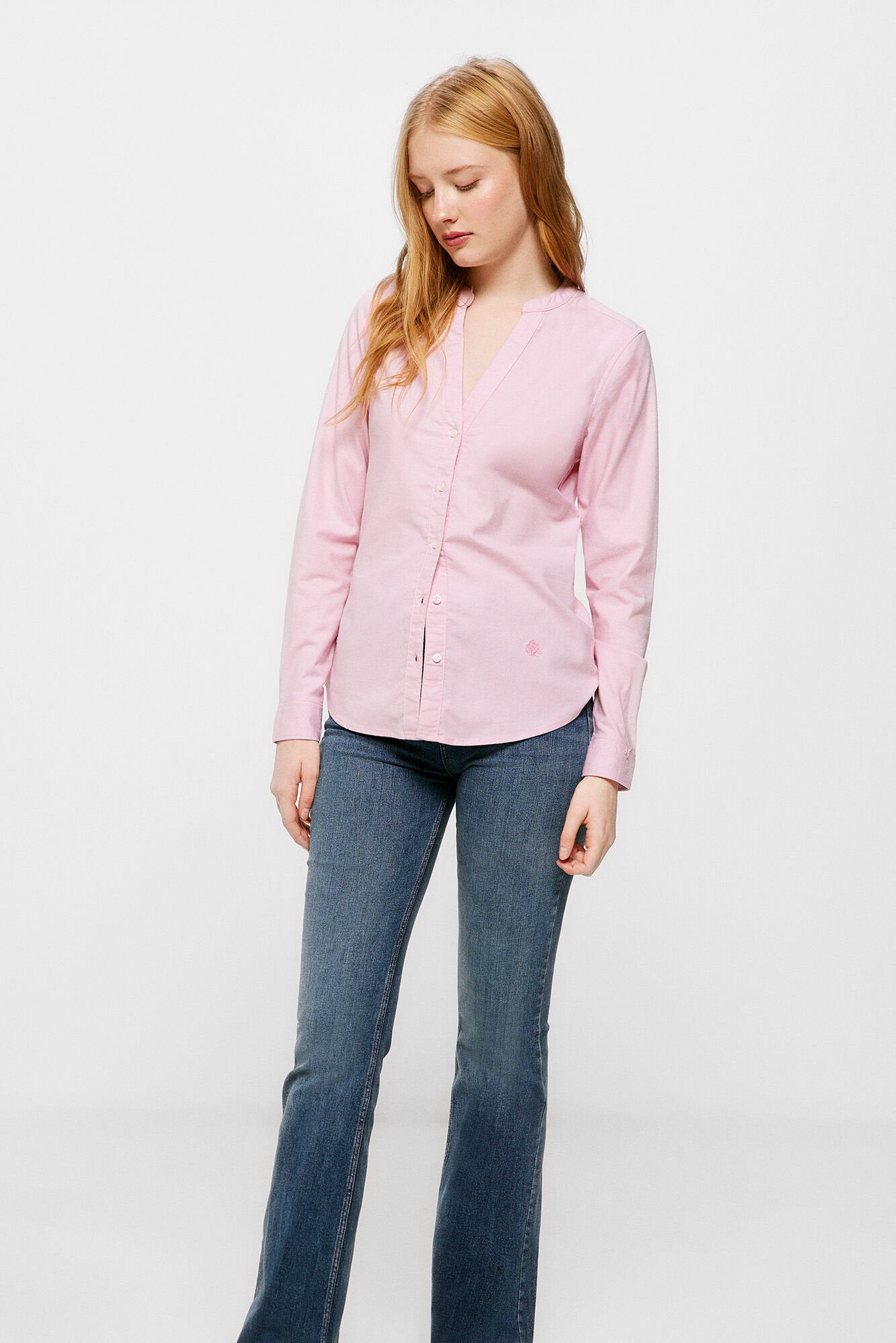 Button Down Shirt With V Neck_6797709_77_04