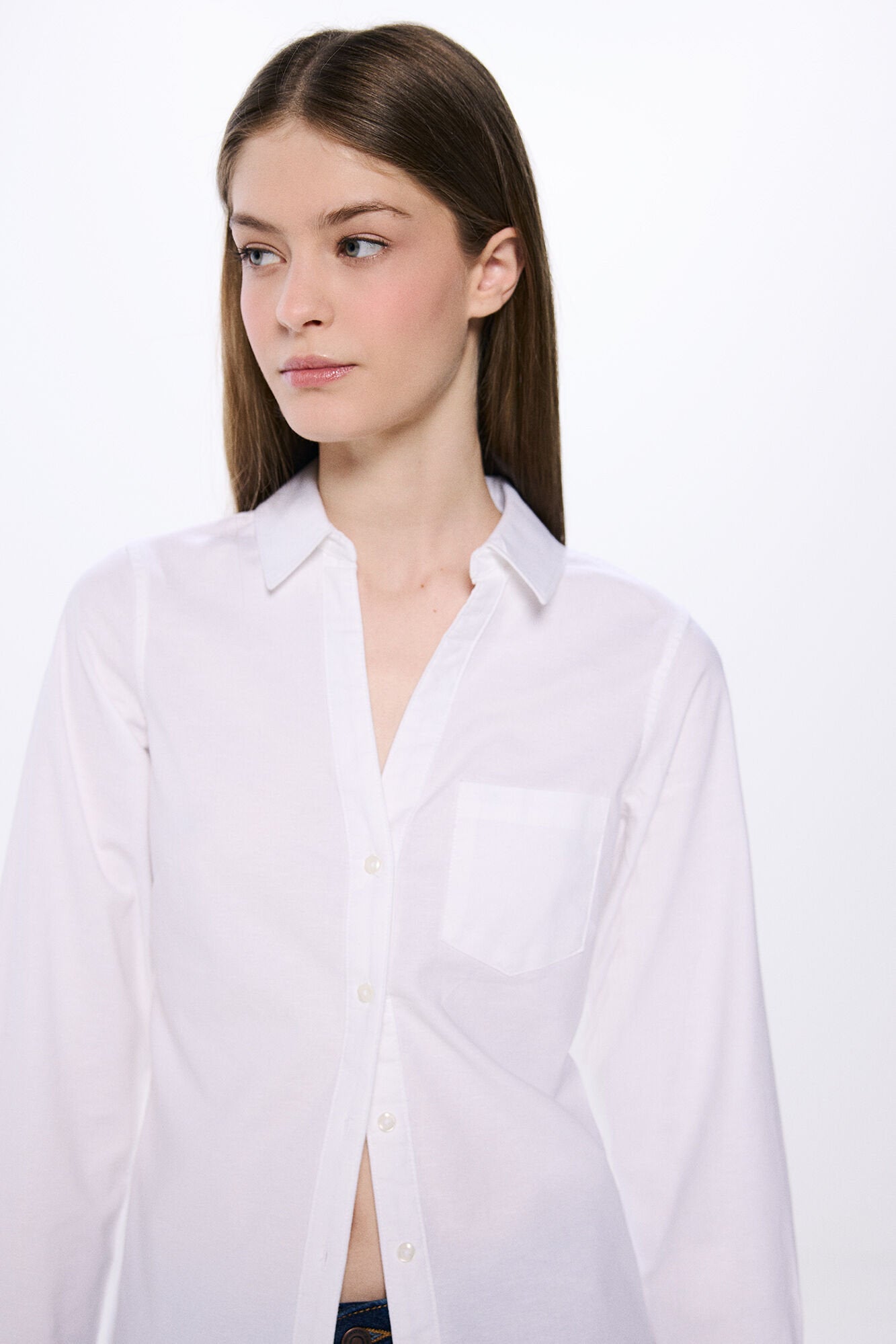 Springfield_V Neckline Oxford Shirt_6799703_98_02