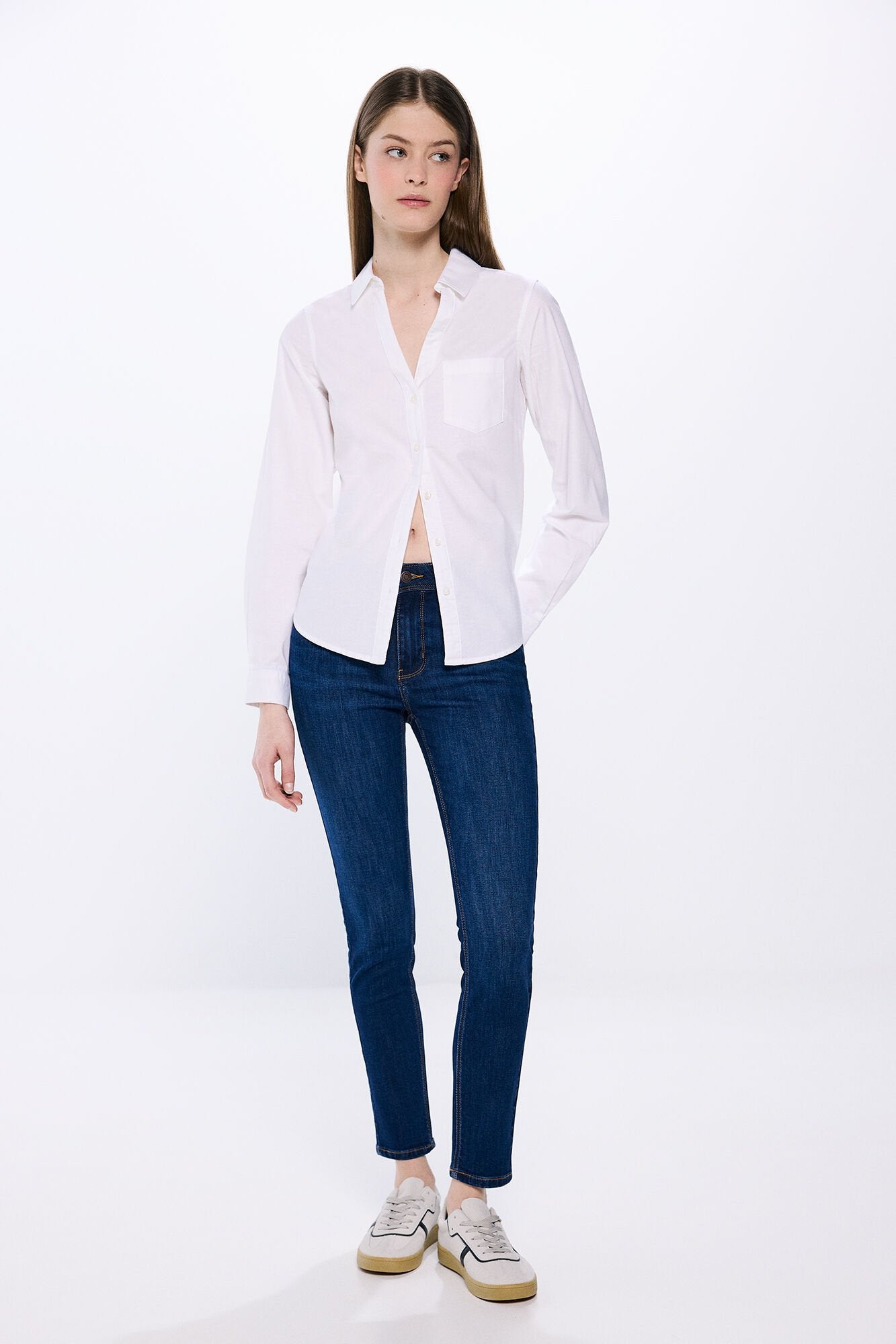 Springfield_V Neckline Oxford Shirt_6799703_98_04