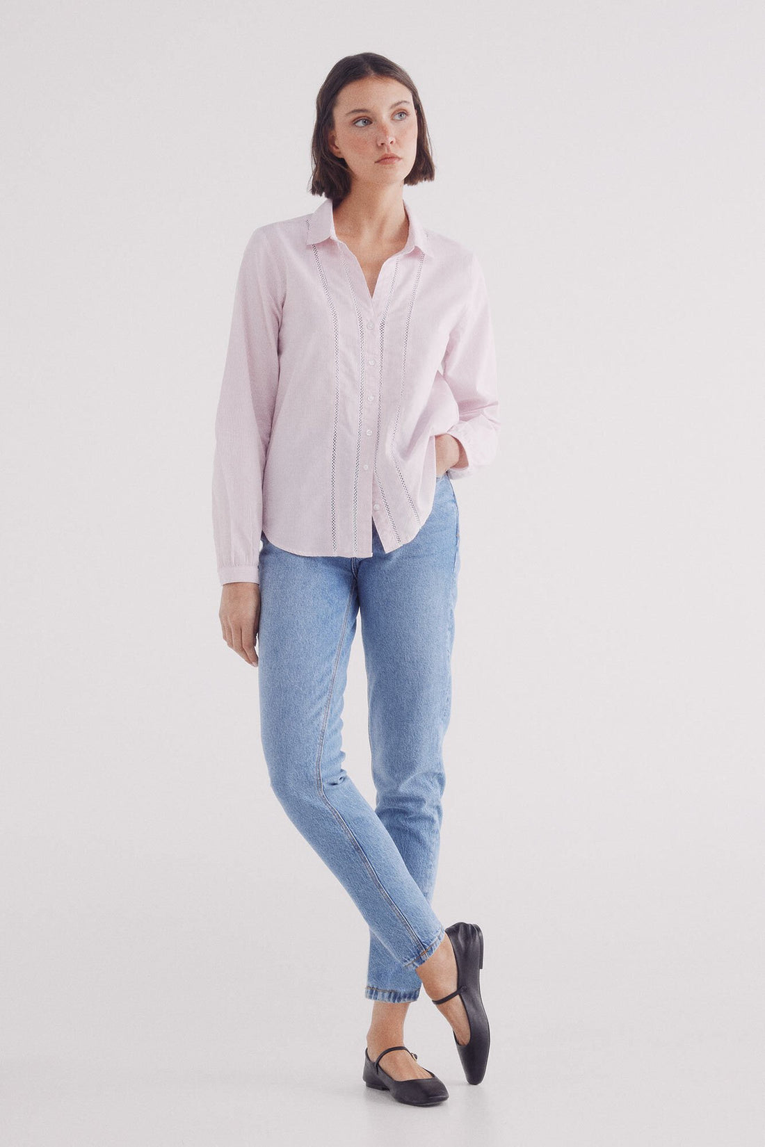 Springfield_Lace Insert Shirt_6799723_70_02