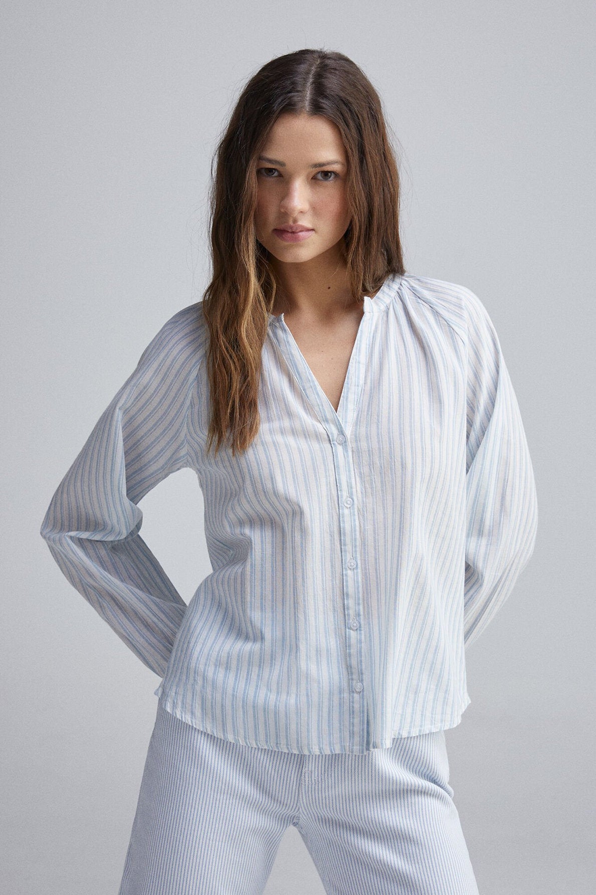 Springfield_Mandarin Collar Volume Blouse_6799743_96_03