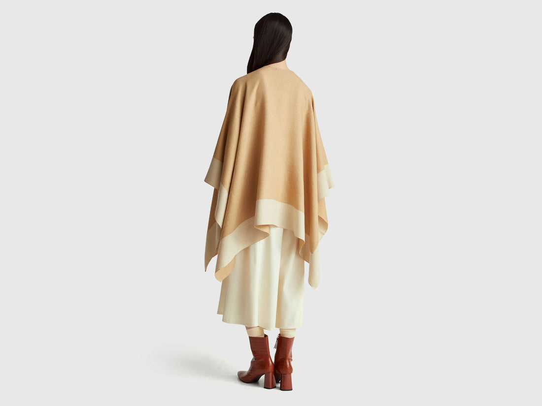 Benetton_Camel_Reversible Cape_67MDDU01W_193_02