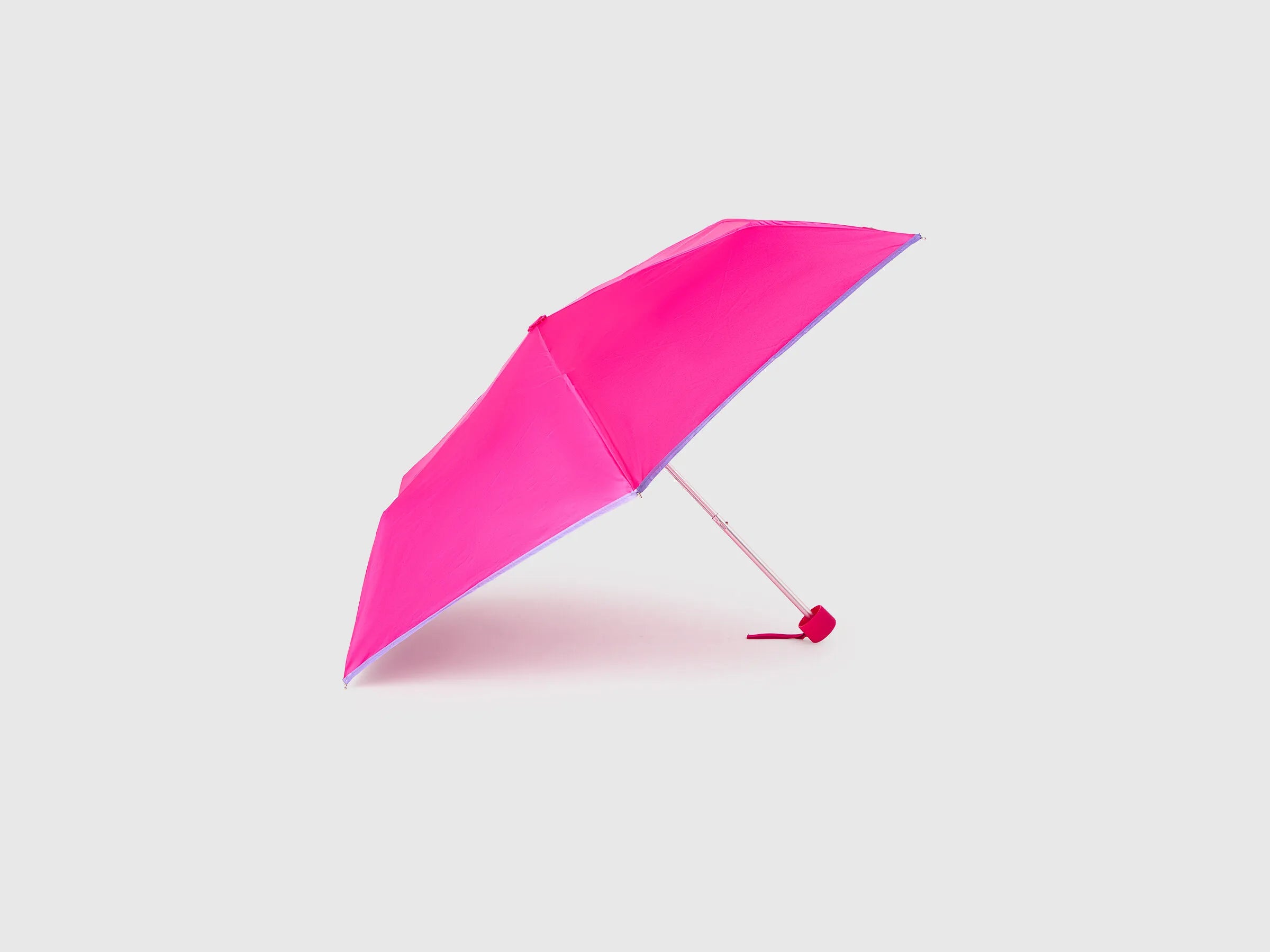 Benetton_Cyclamen_Pink Umbrella_67OZC880X_258_03