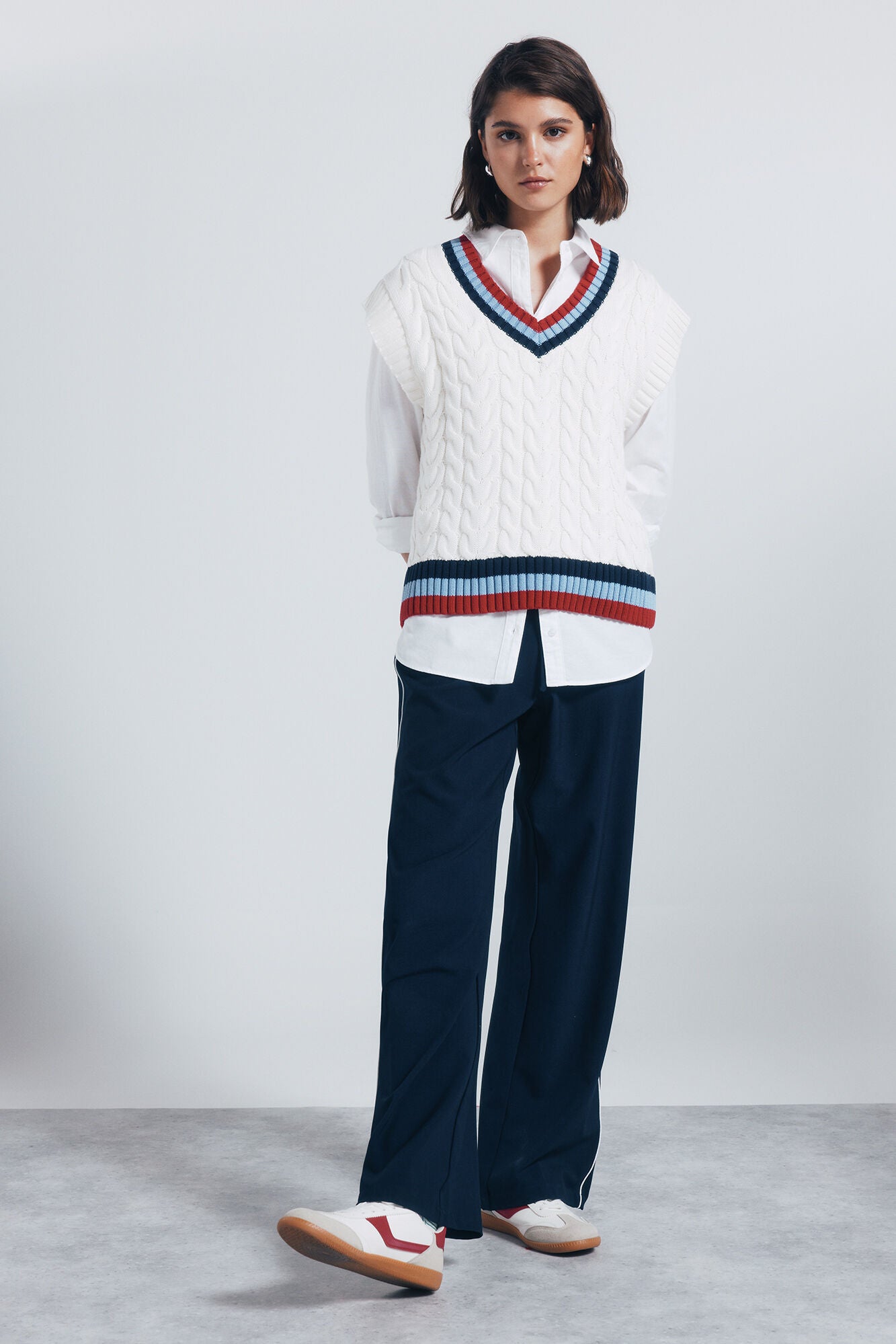 Springfield_Blue_Side Striped Jogger Pants_6832070_10_01