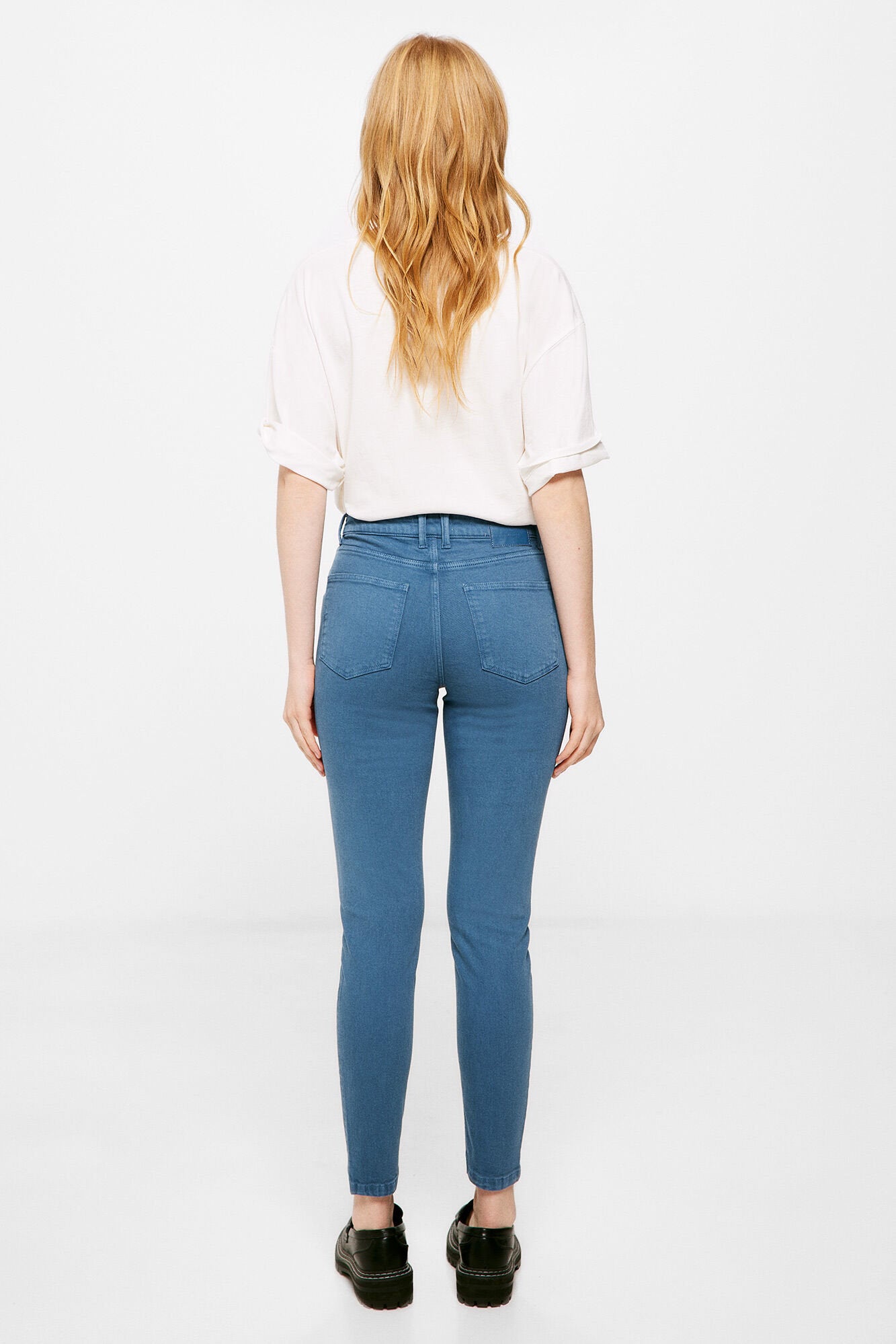 Skinny Fit Jeans_6837404_19_06