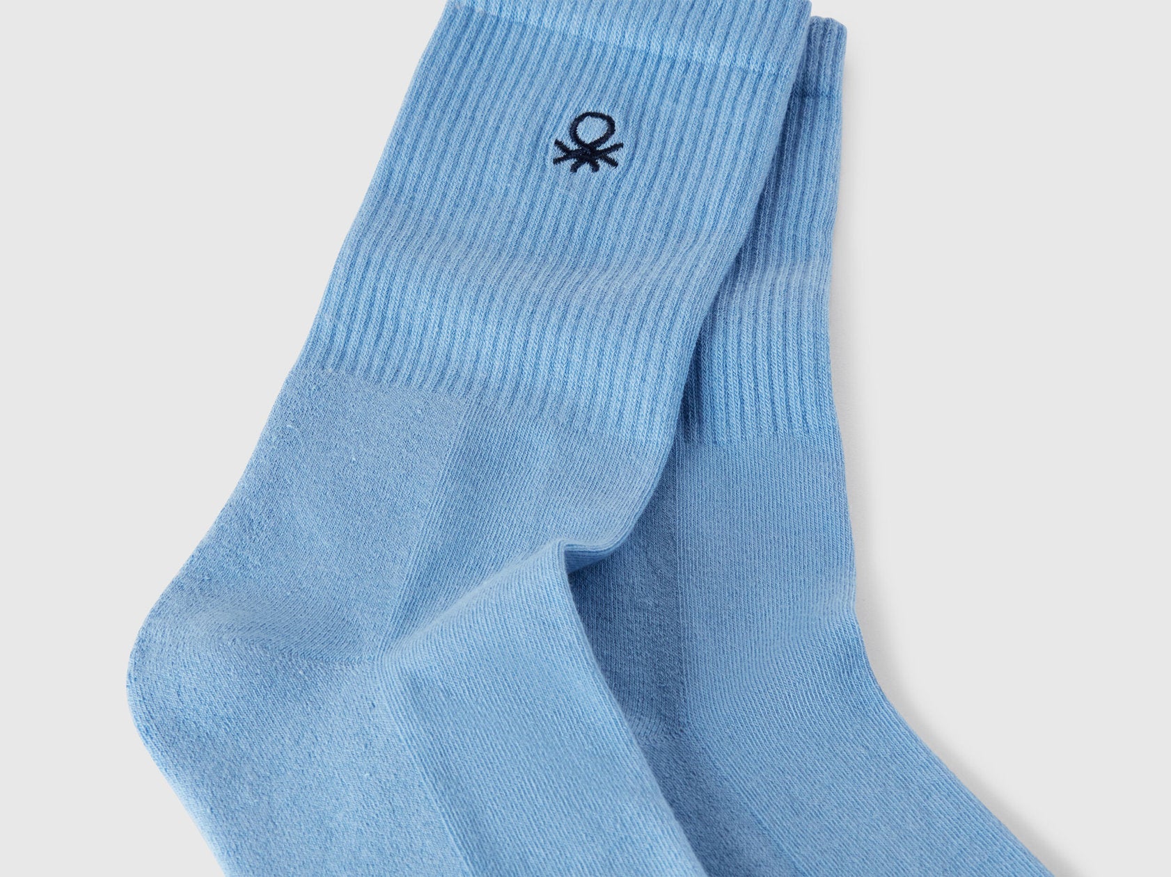 Benetton_Sporty Socks in Organic Stretch Cotton_6AO42701Q_939_02