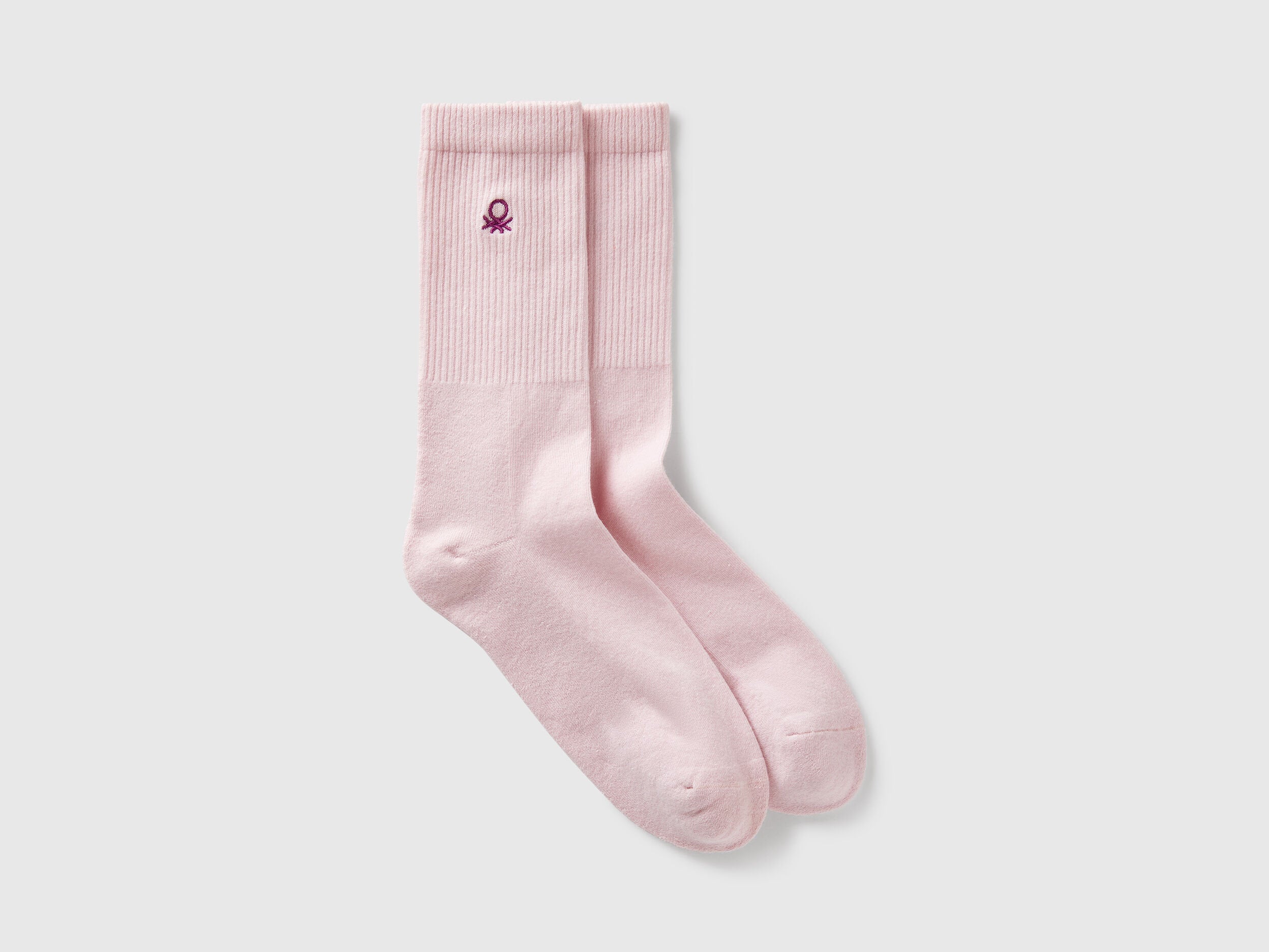 Benetton_Sporty Socks in Organic Stretch Cotton_6AO42701Q_941_01